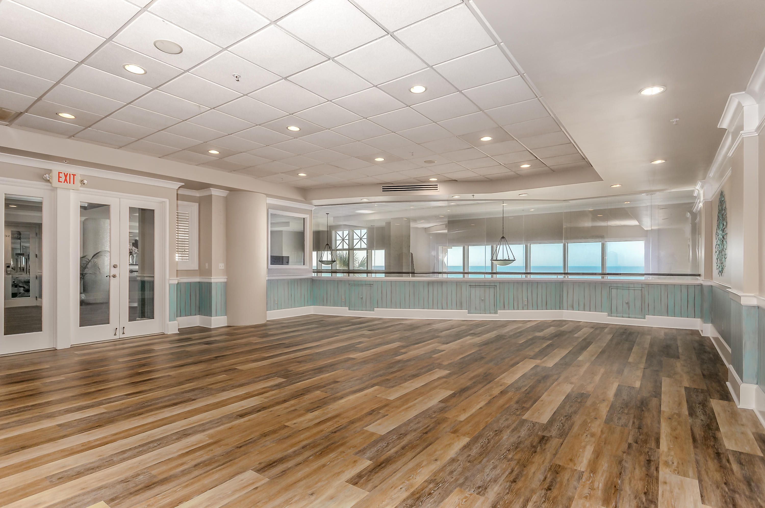 SUMMERCHASE CONDO Inn at Crystal Beach - Residential