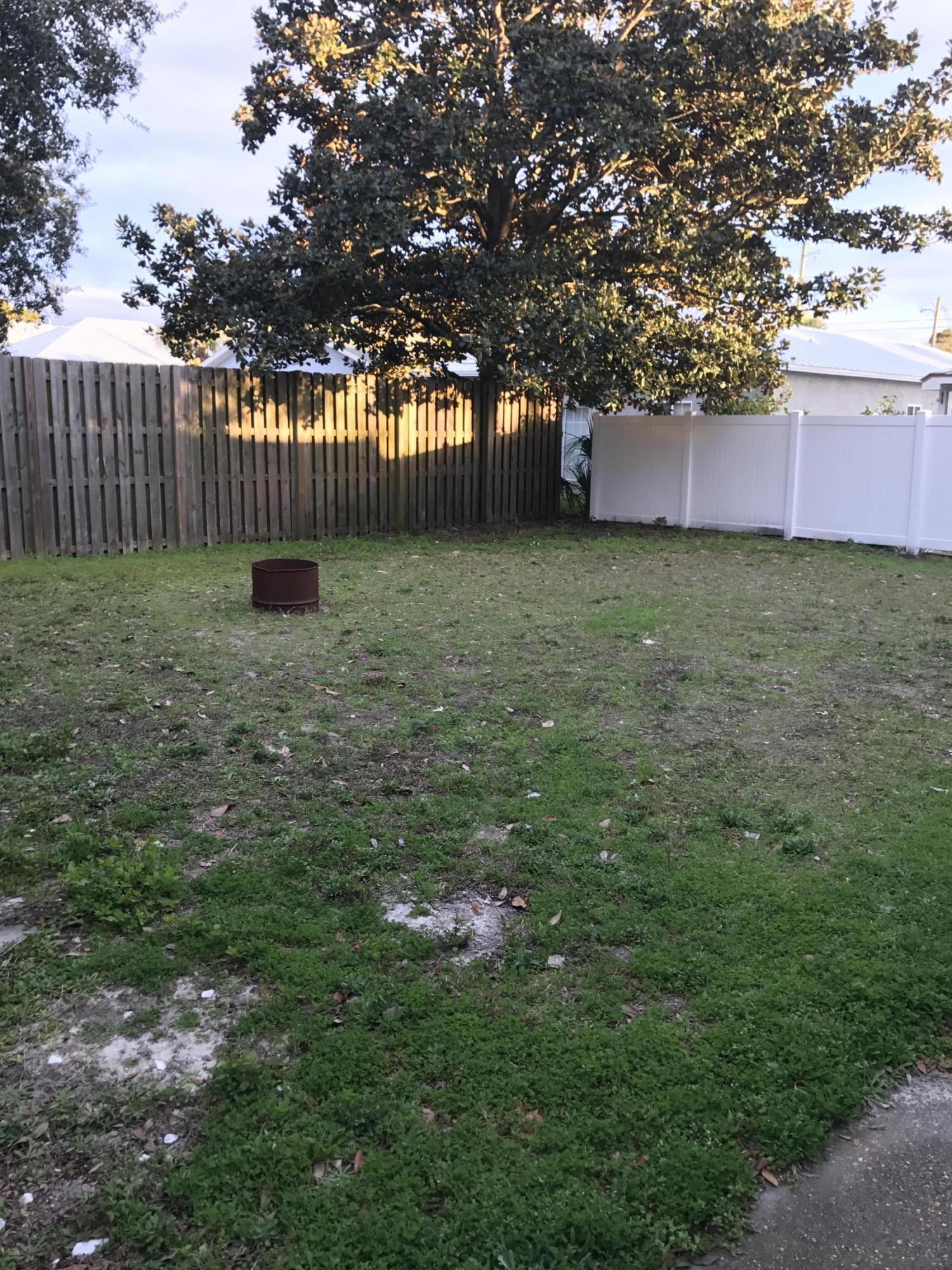 RIVIERA BEACH - Residential