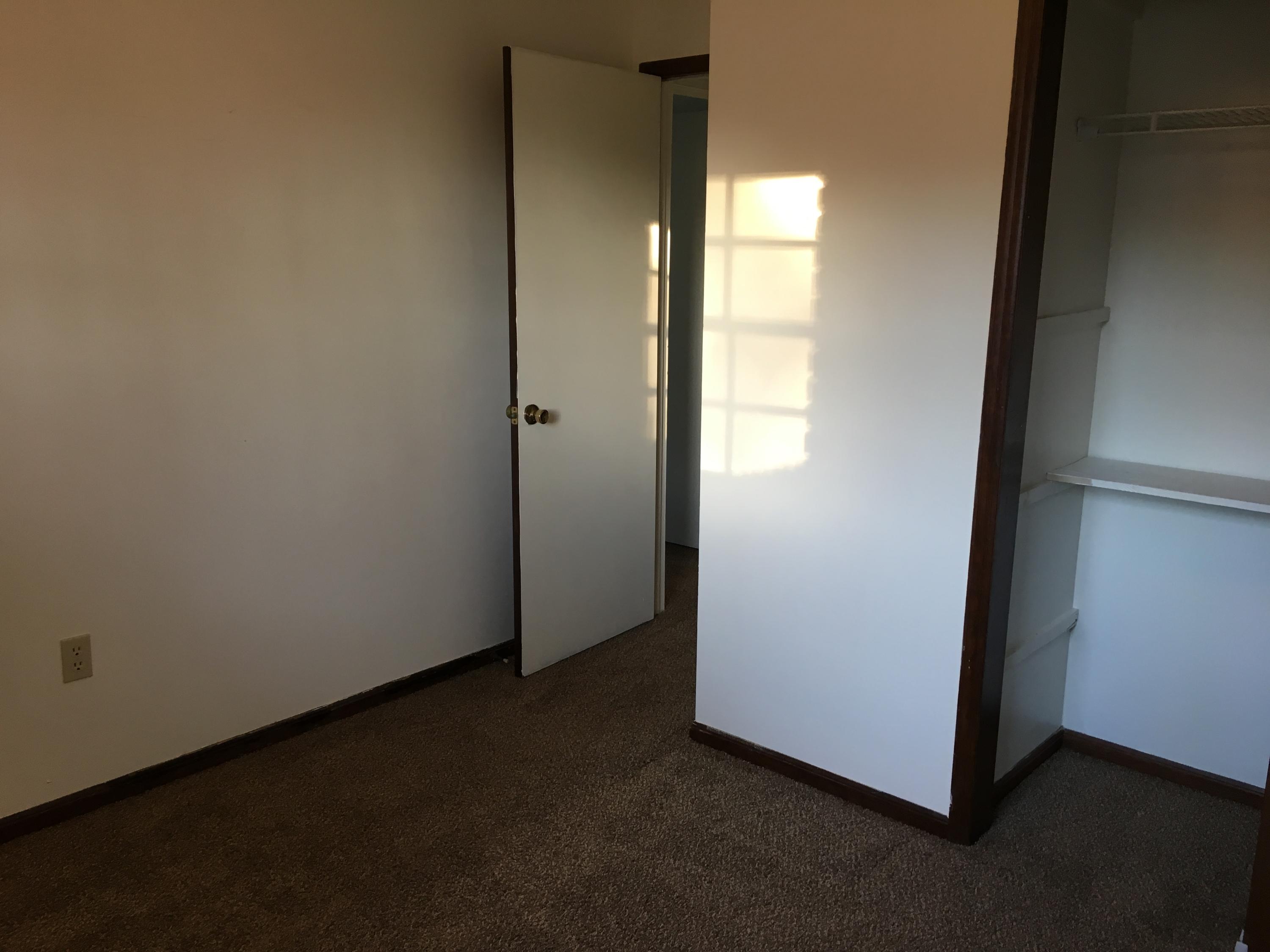 SPRING LAKE #2 - Residential Lease