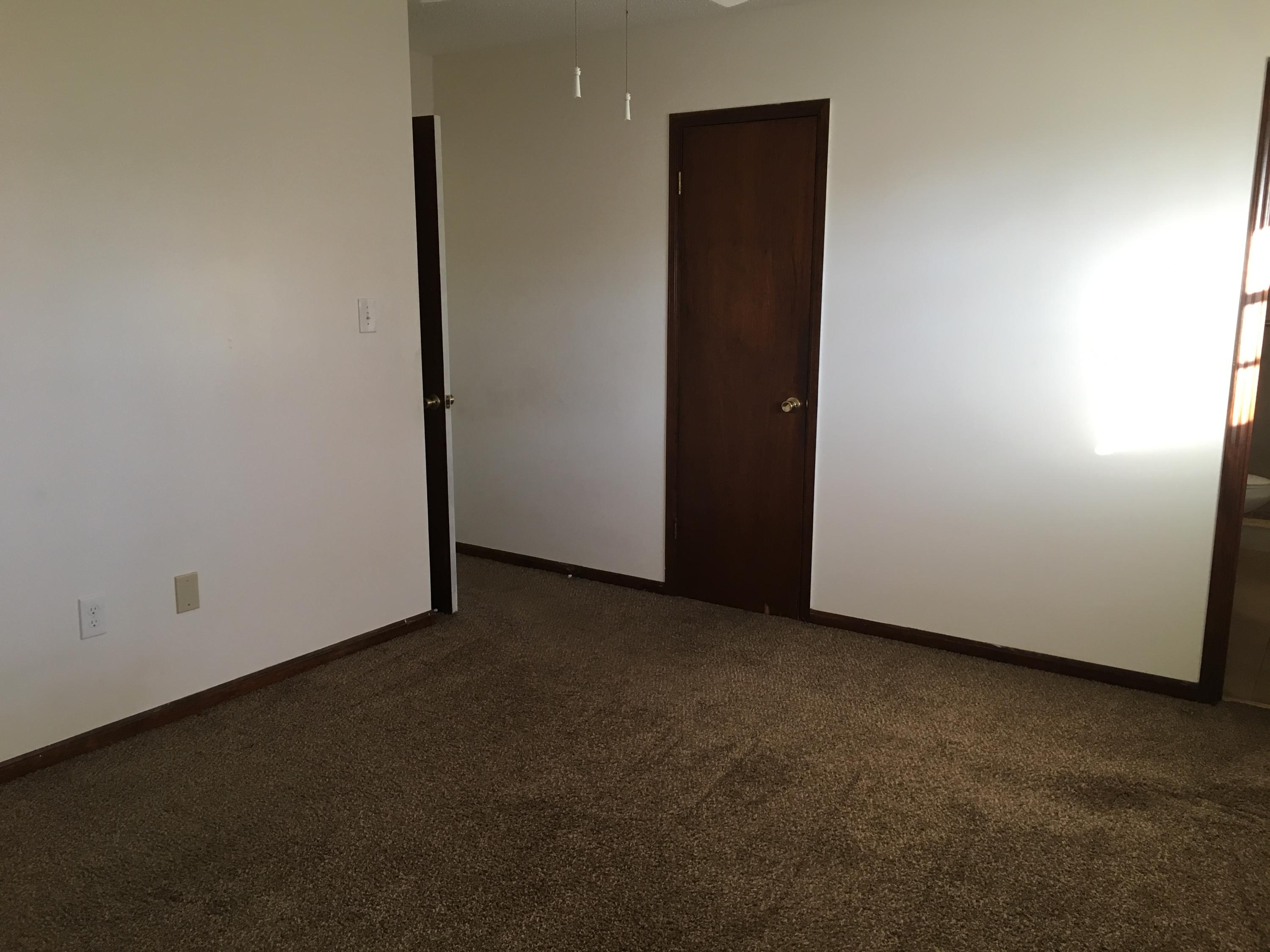 SPRING LAKE #2 - Residential Lease