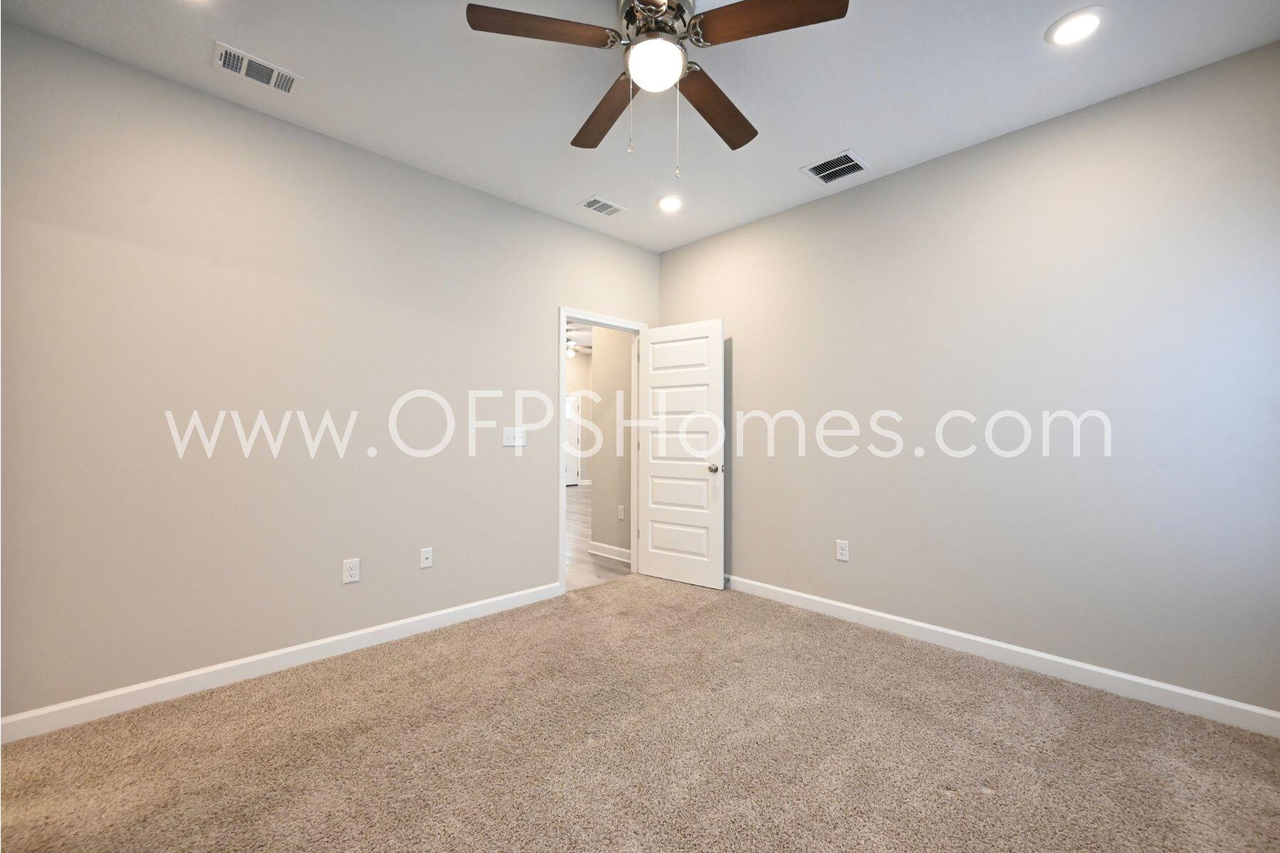 QUIET OAKS S/D - Residential Lease