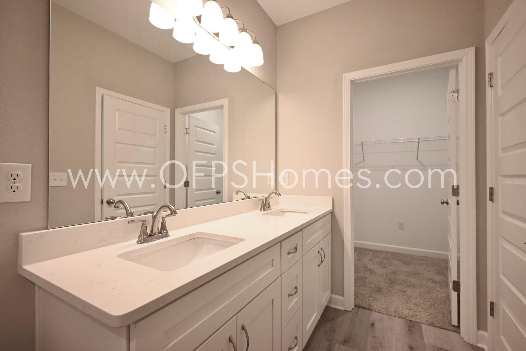 QUIET OAKS S/D - Residential Lease