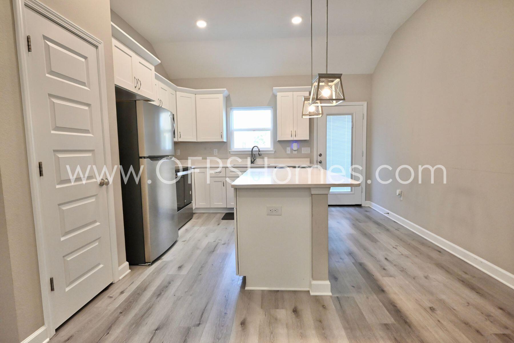 QUIET OAKS S/D - Residential Lease