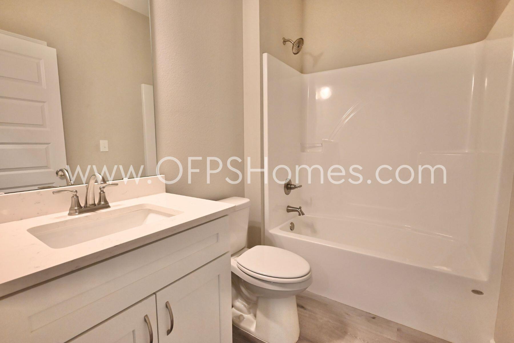 QUIET OAKS S/D - Residential Lease