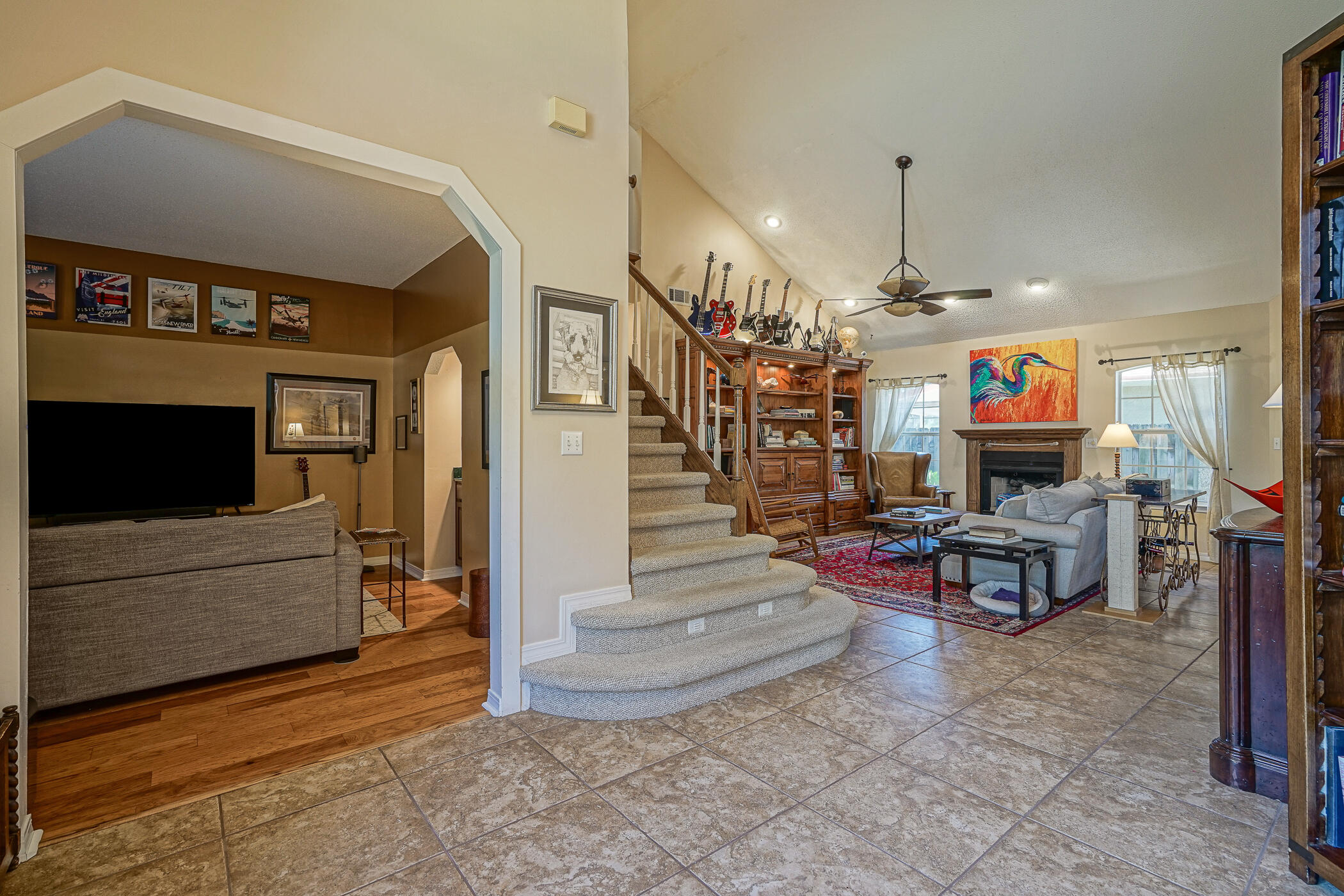 LAKE POINTE - Residential