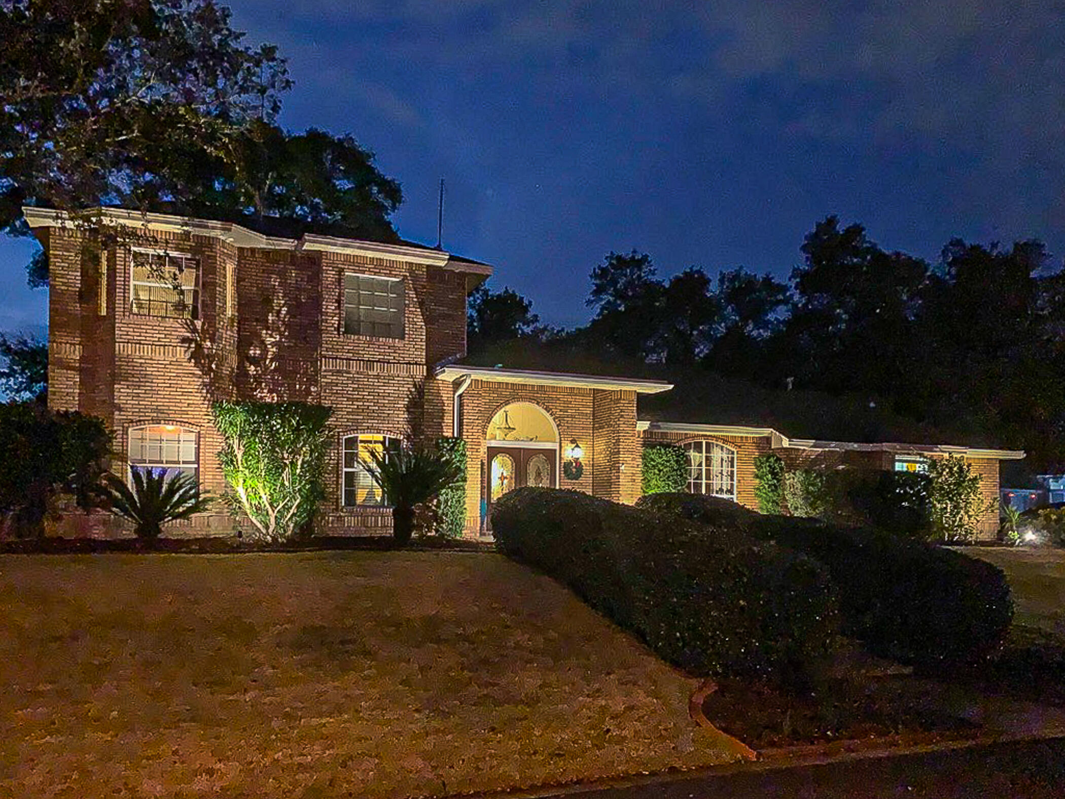 LAKE POINTE - Residential