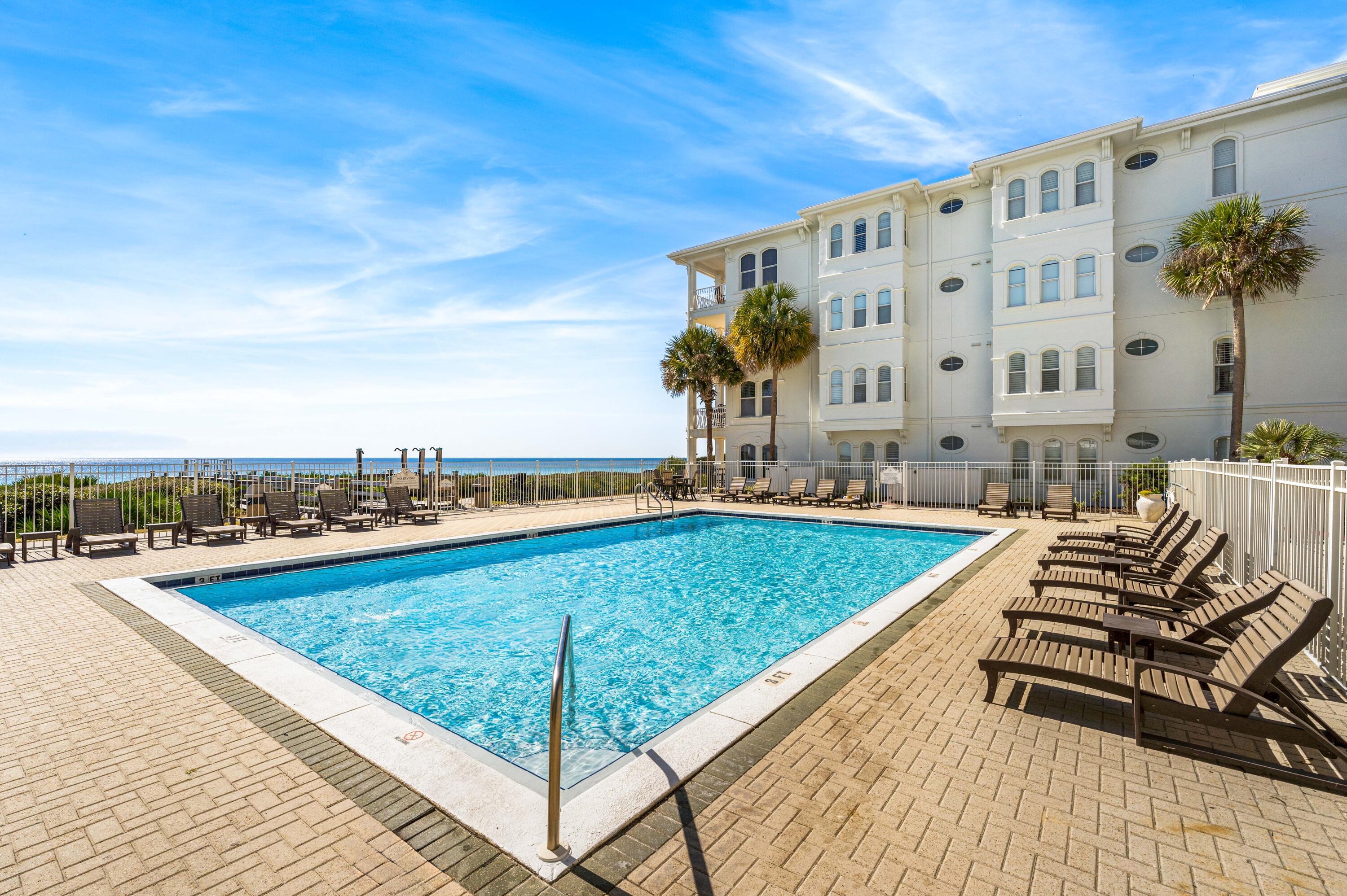 THE VILLAS AT SUNSET BEACH - Residential