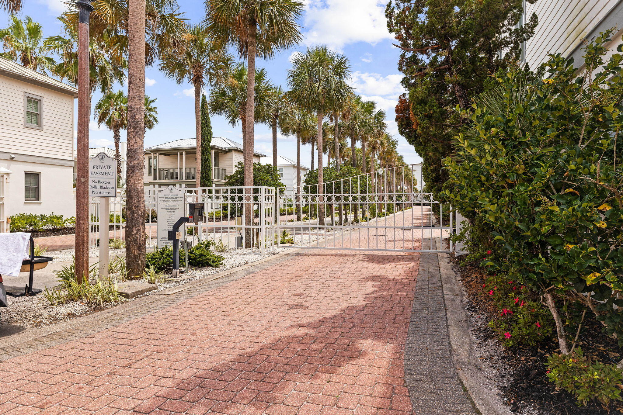 THE VILLAS AT SUNSET BEACH - Residential