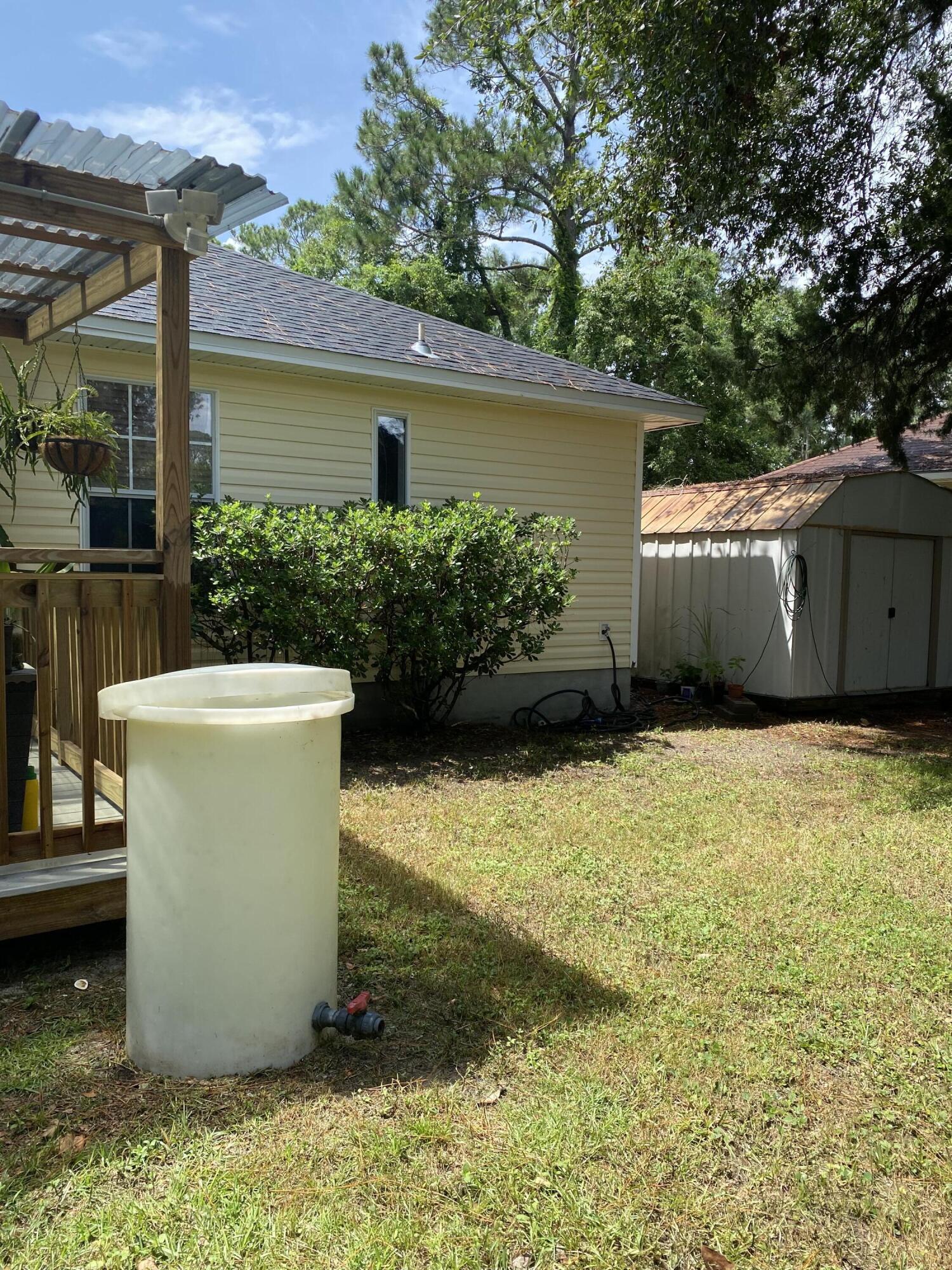 SHERRY WOODS PARK - Residential