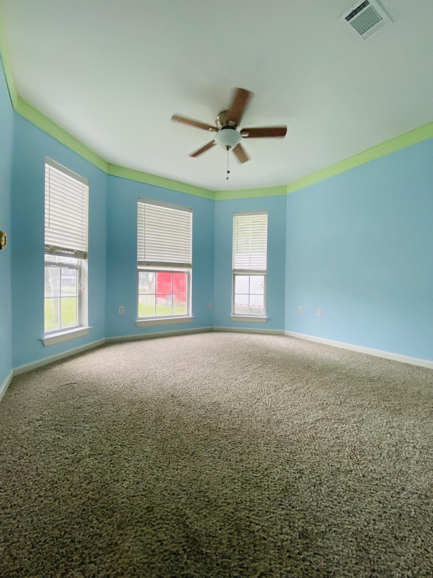 SHERRY WOODS PARK - Residential