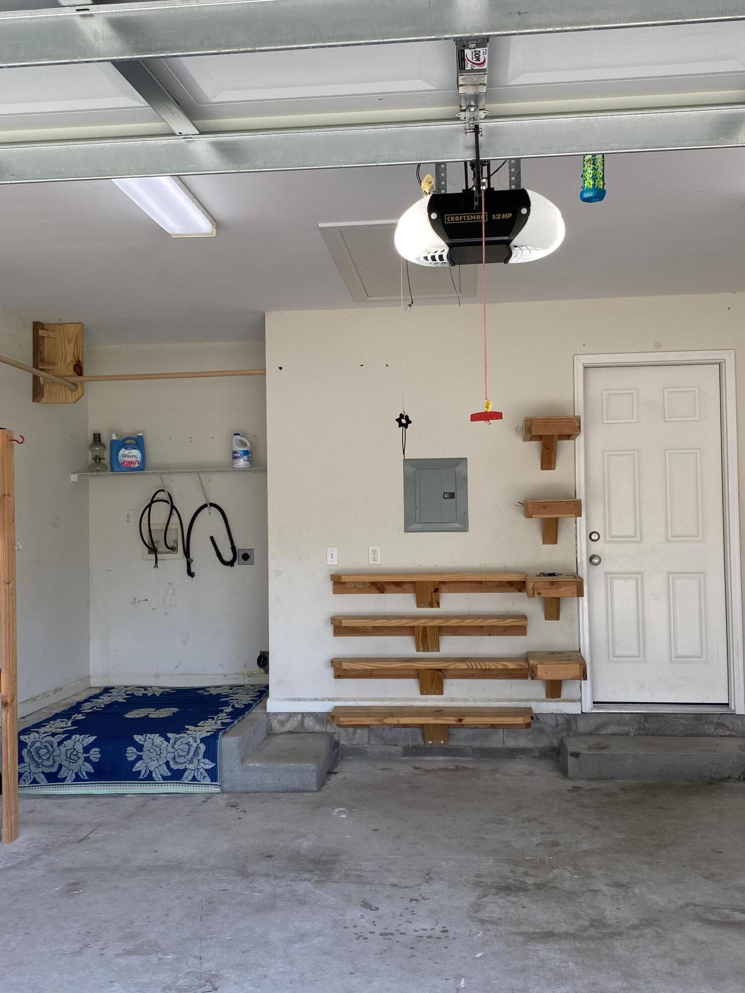 SHERRY WOODS PARK - Residential