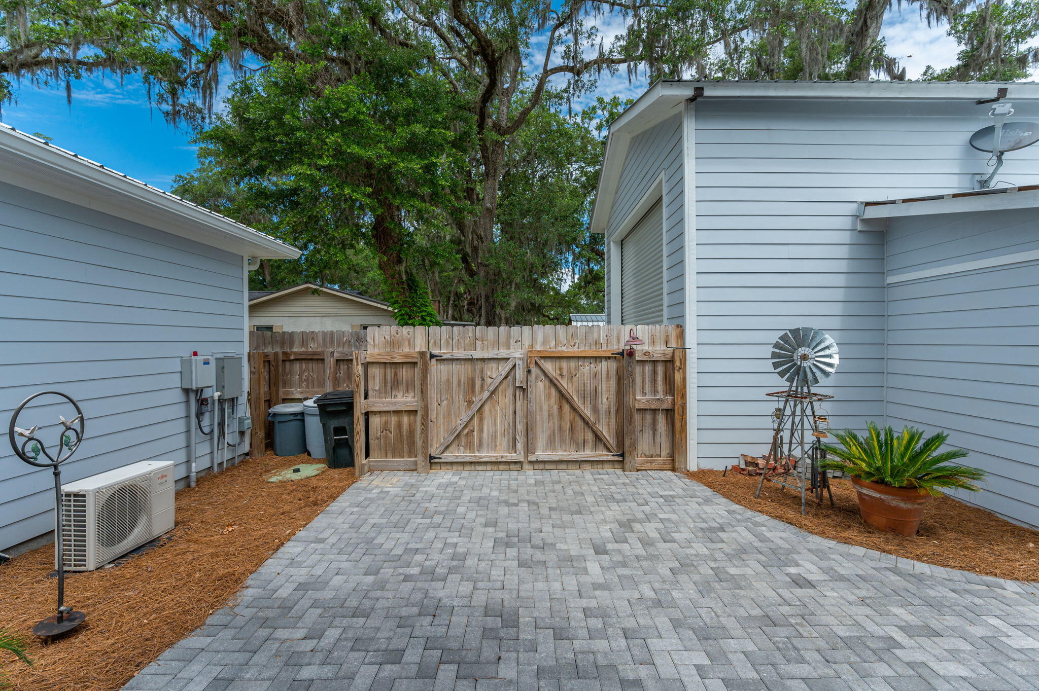 Metes and Bounds - Residential