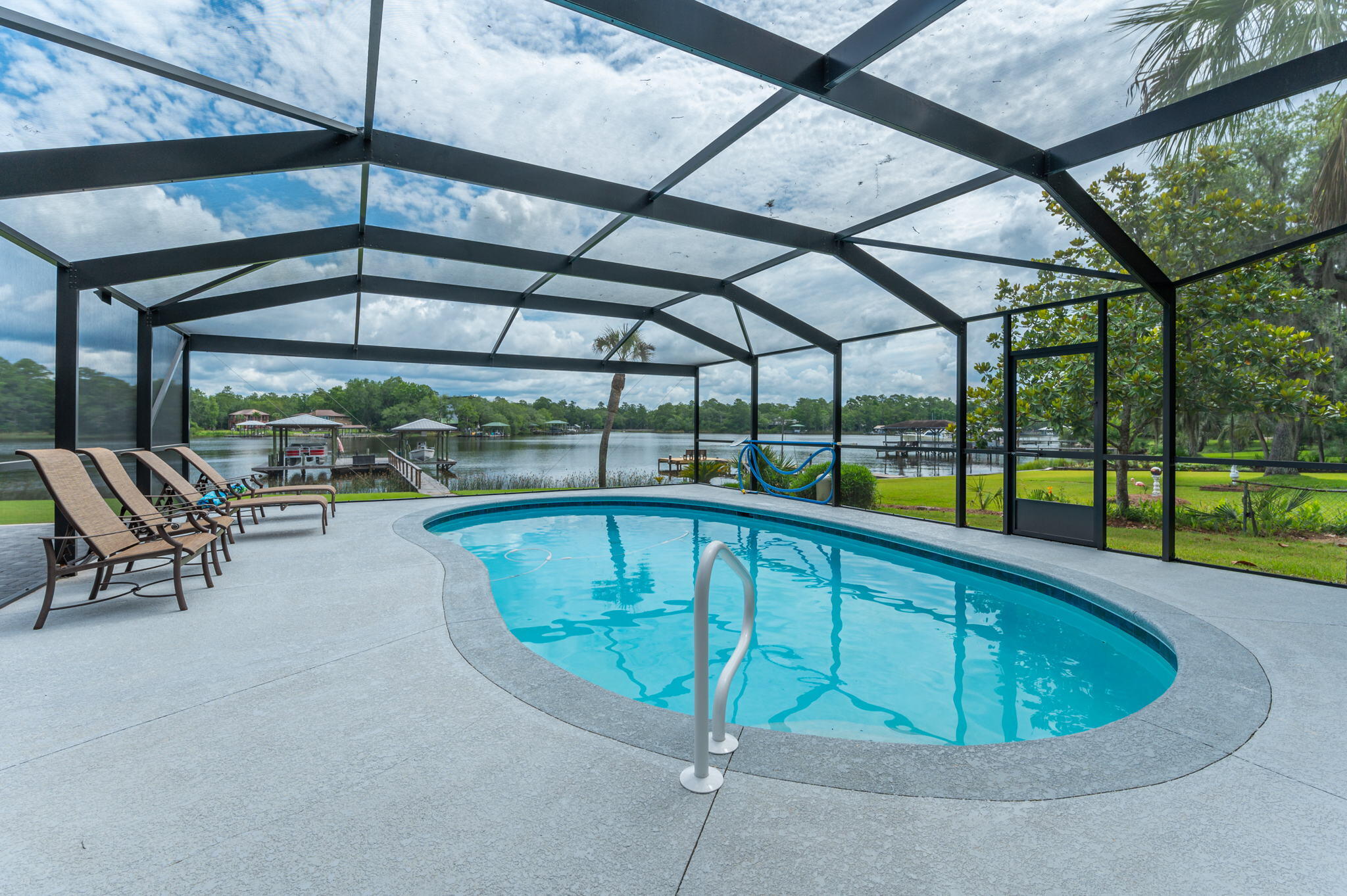 Metes and Bounds - Residential