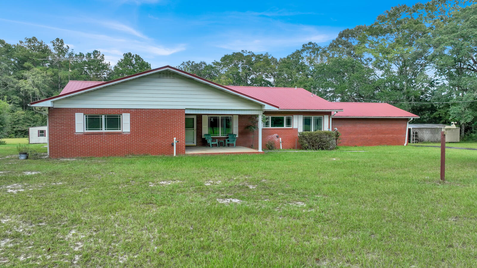 NO RECORDED SUBDIVISION - Residential