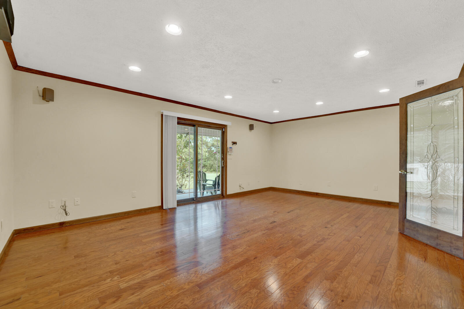 NO RECORDED SUBDIVISION - Residential