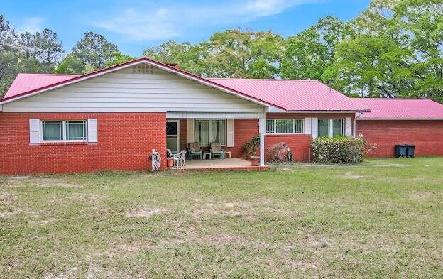 NO RECORDED SUBDIVISION - Residential