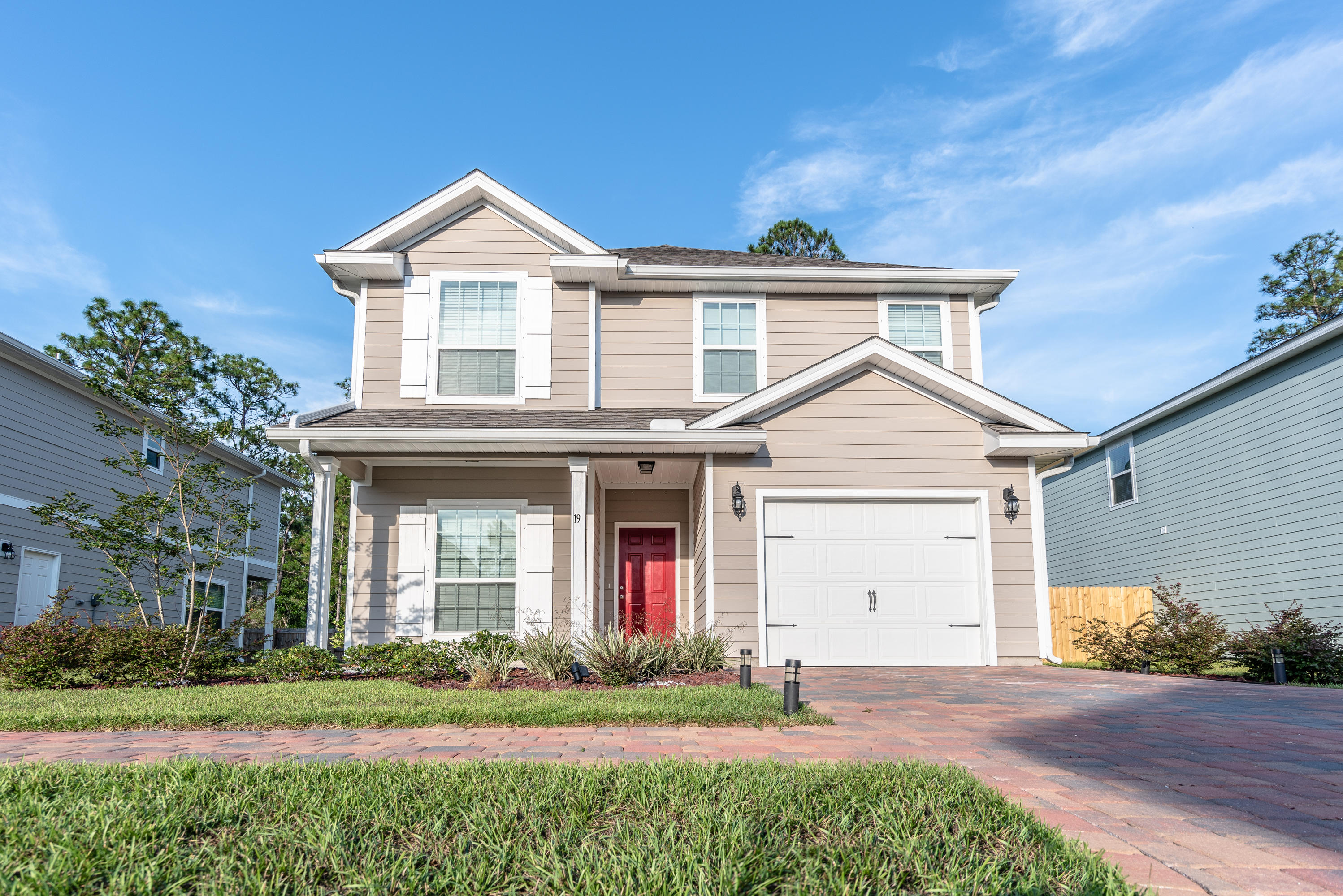 TRANQUILITY BY THE BAY - Residential