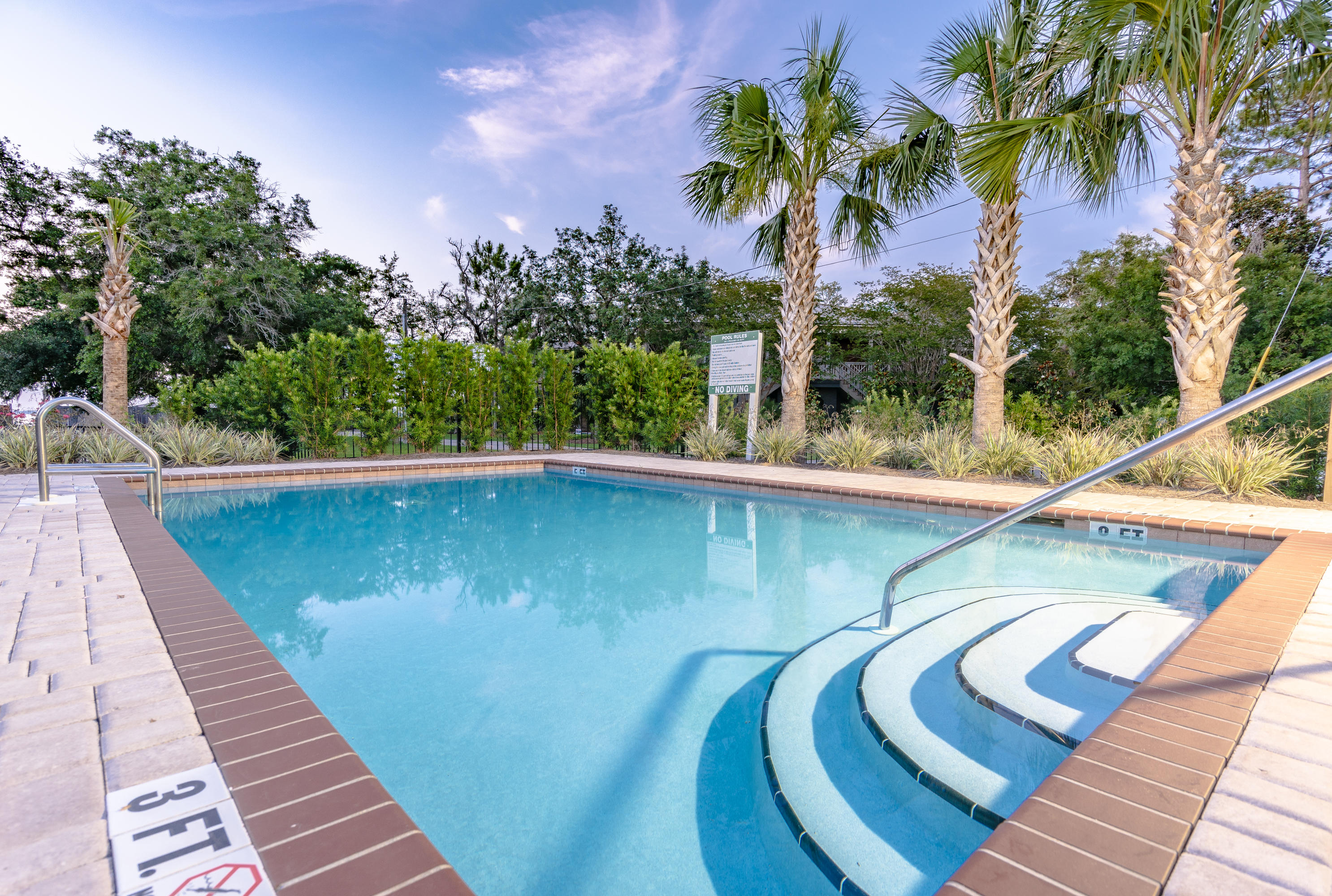 TRANQUILITY BY THE BAY - Residential