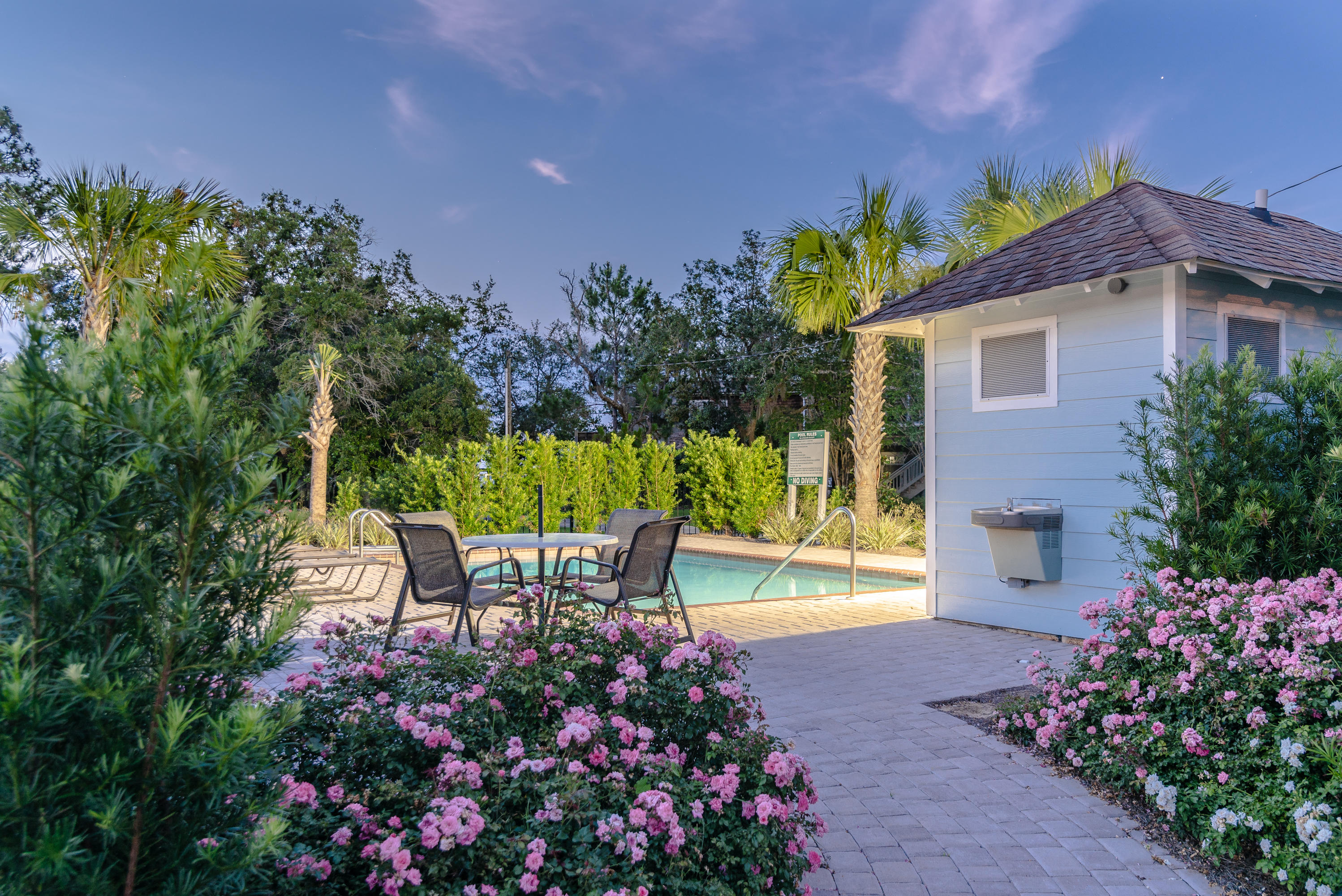 TRANQUILITY BY THE BAY - Residential