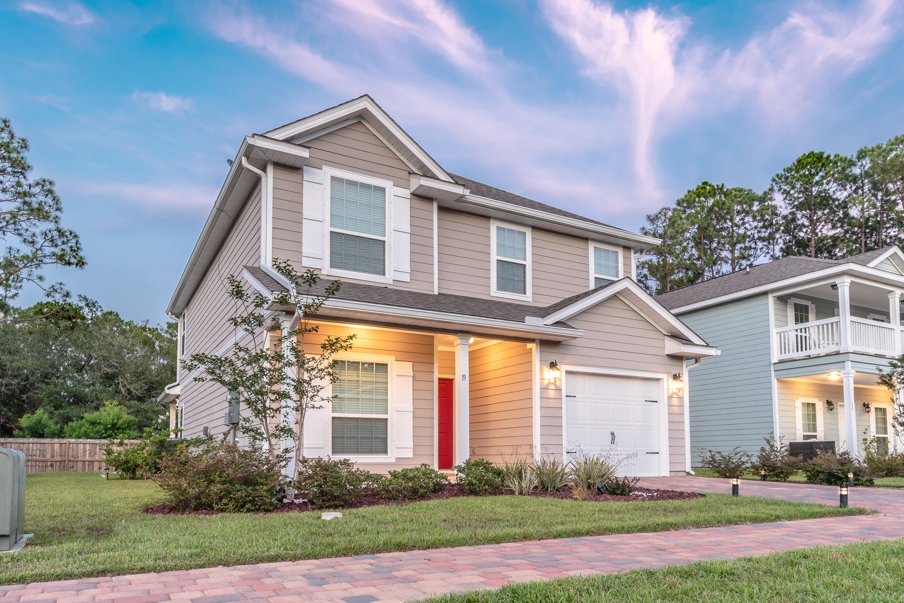 TRANQUILITY BY THE BAY - Residential