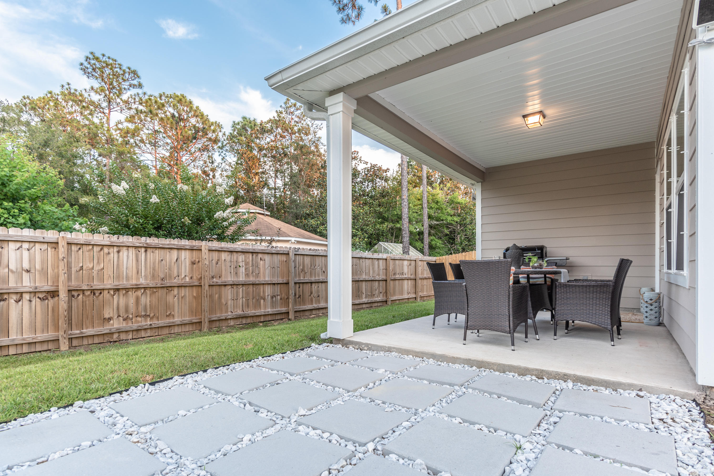 TRANQUILITY BY THE BAY - Residential