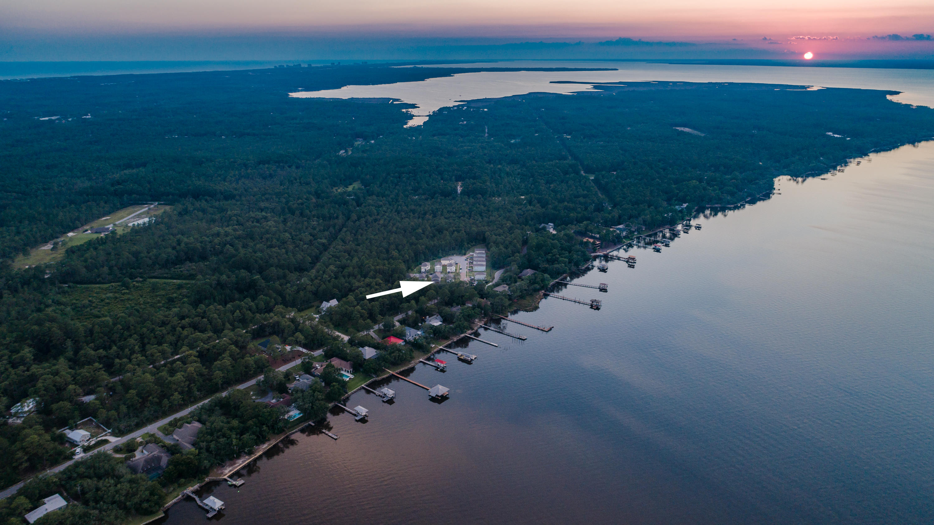 TRANQUILITY BY THE BAY - Residential