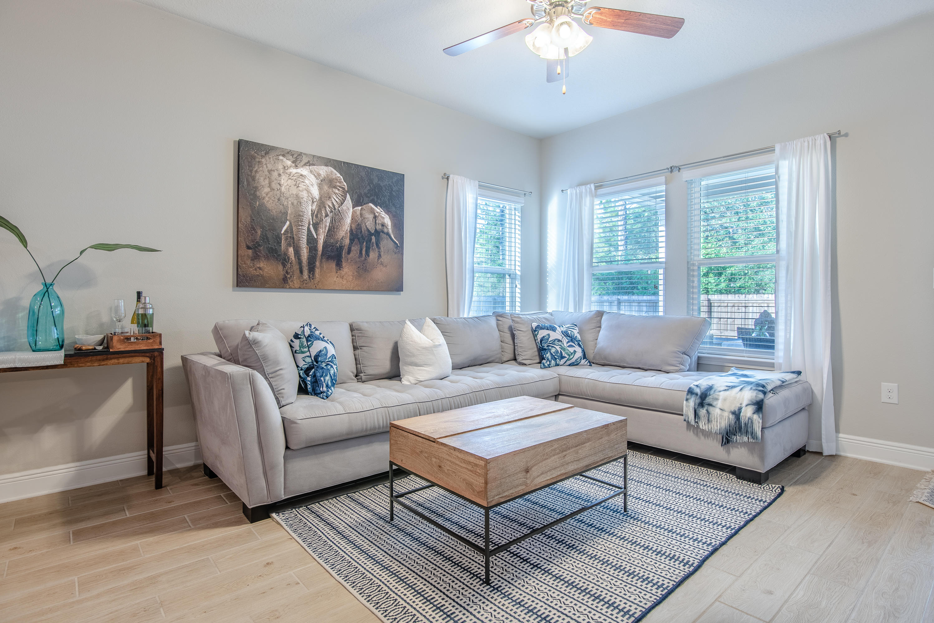 TRANQUILITY BY THE BAY - Residential