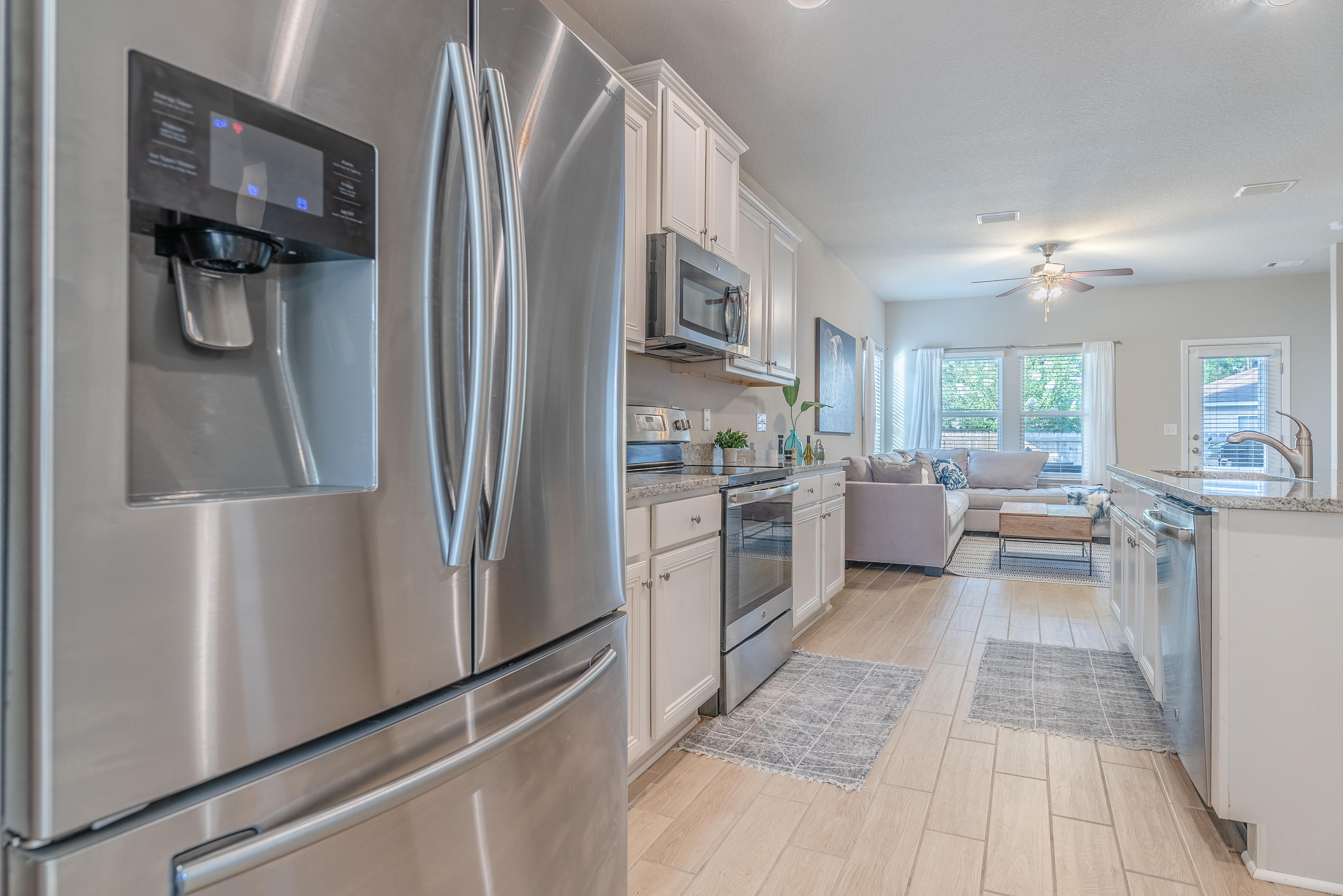 TRANQUILITY BY THE BAY - Residential