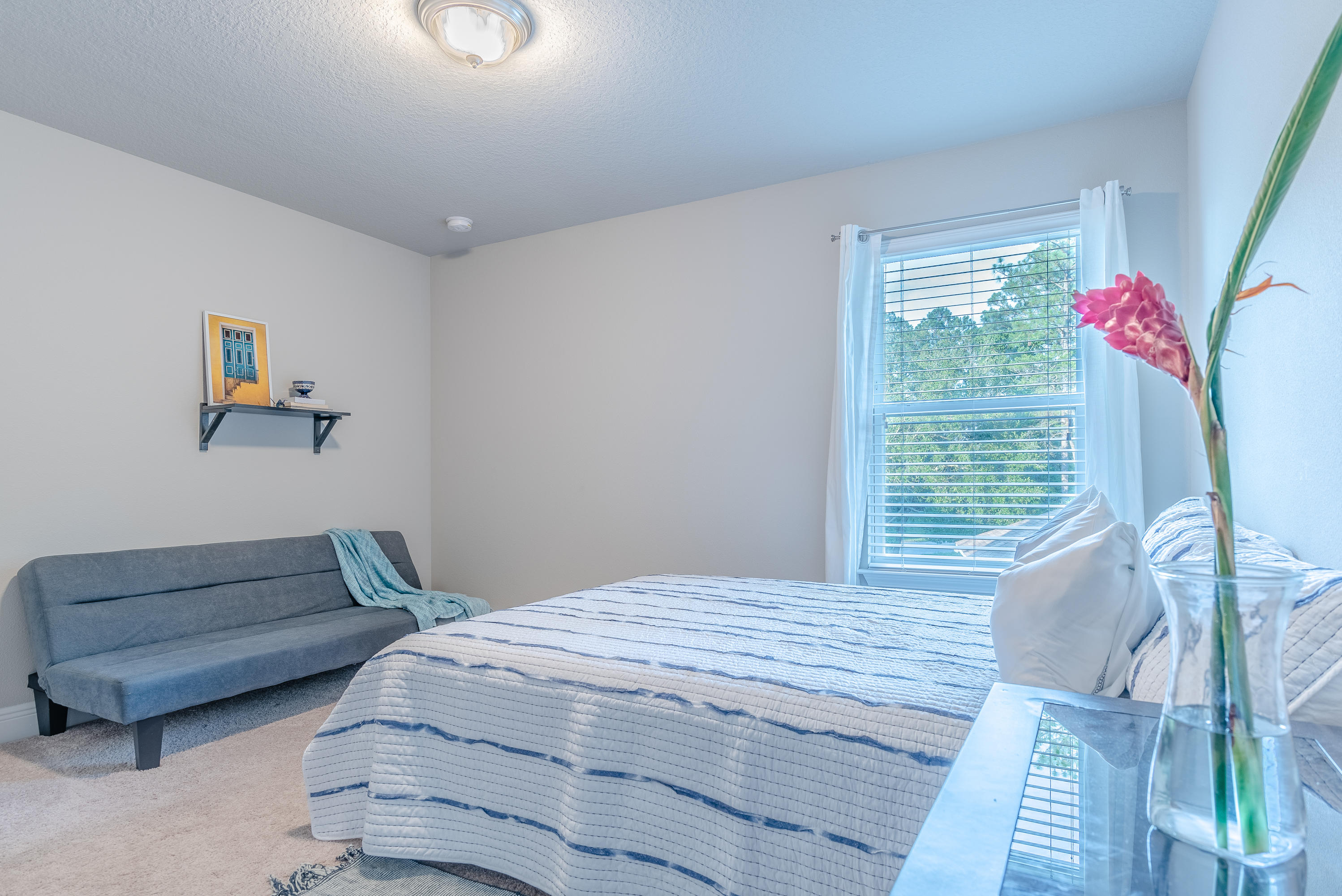 TRANQUILITY BY THE BAY - Residential