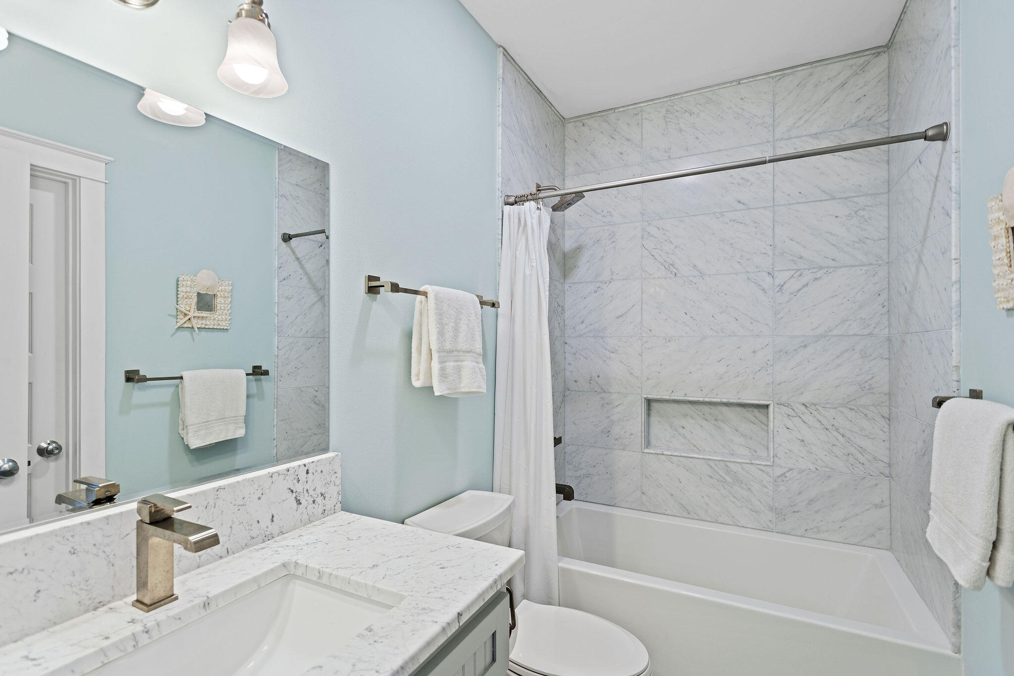 GULF SHORE MANOR - Residential