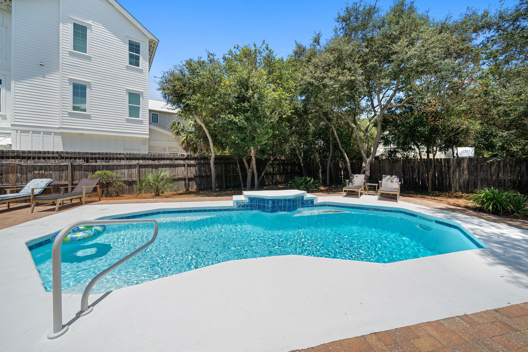 GULF LAKE BEACHES ESTATES - Residential
