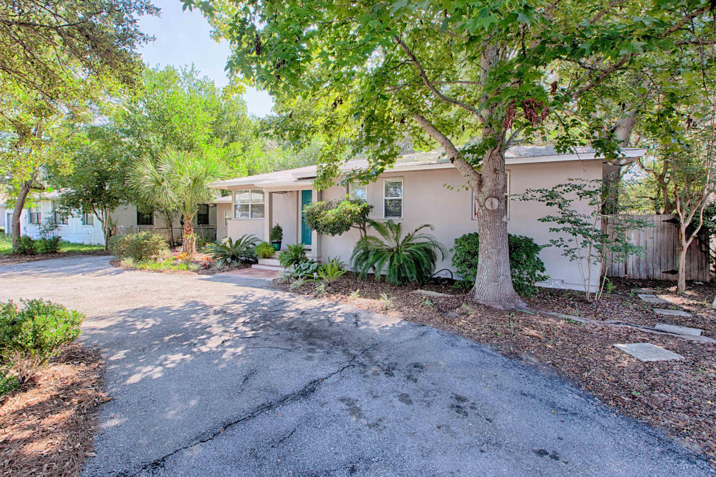 GARNIER BEACH - Residential