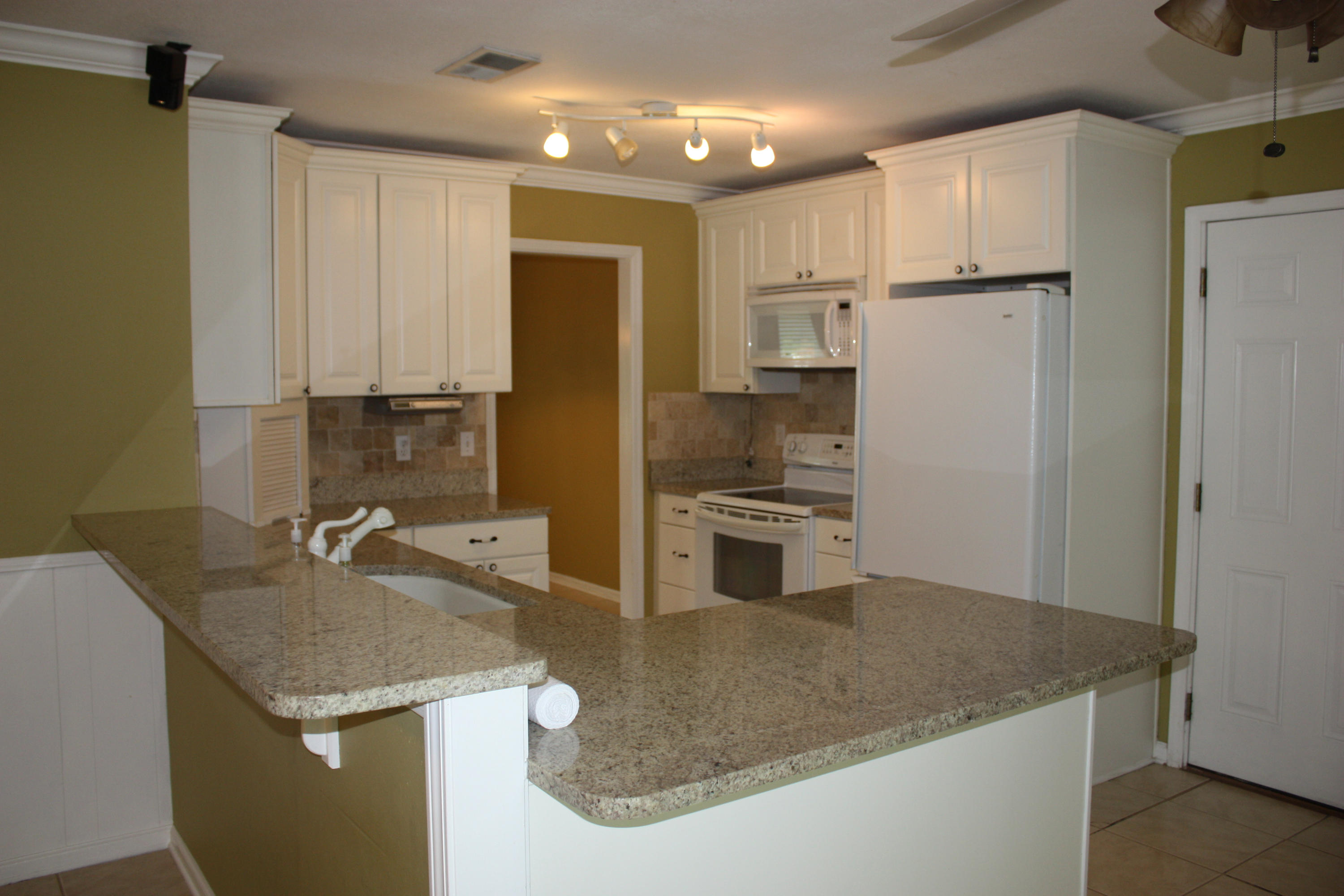 SPRING LAKE #2 - Residential