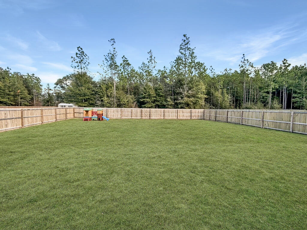 HILLWOOD ESTATES - Residential