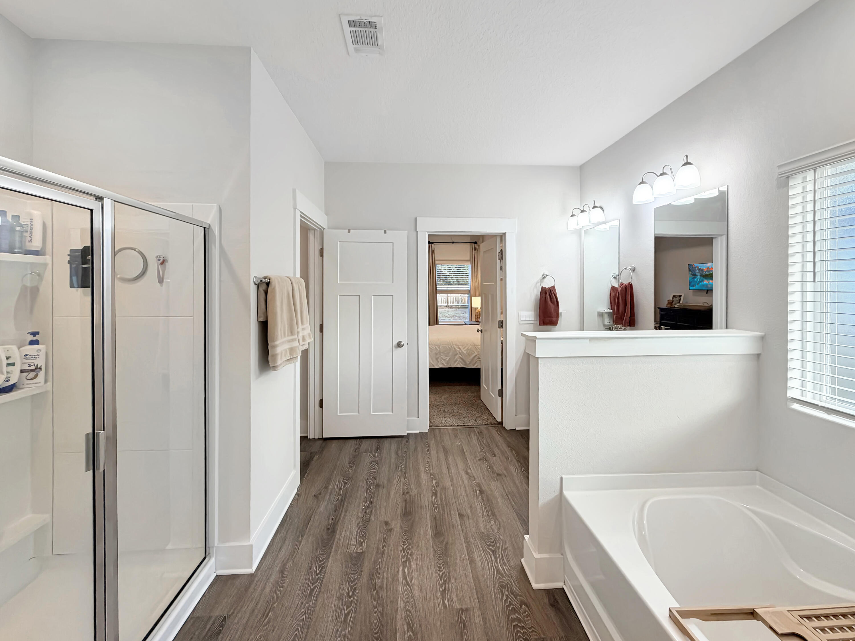 HILLWOOD ESTATES - Residential