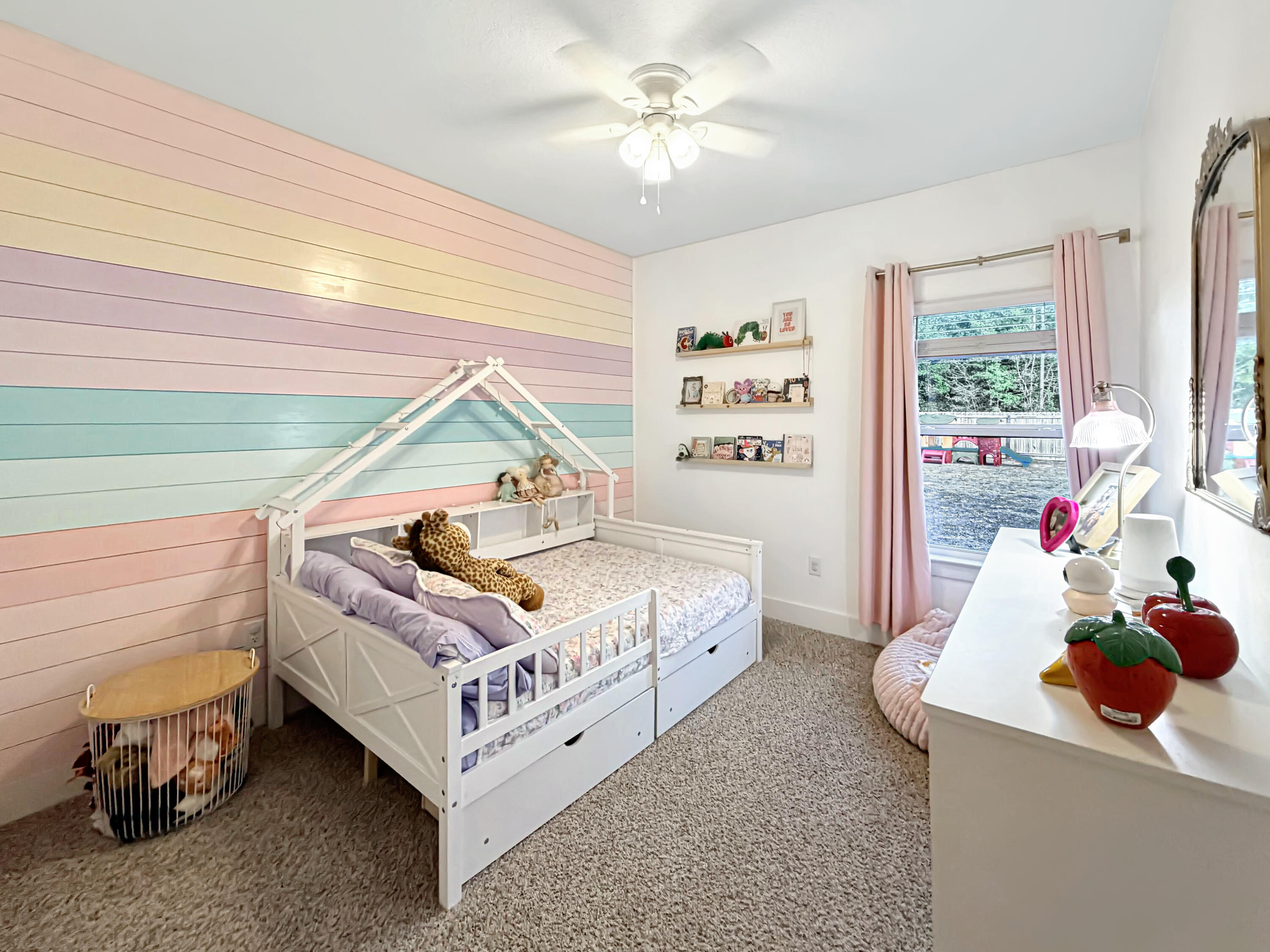 HILLWOOD ESTATES - Residential