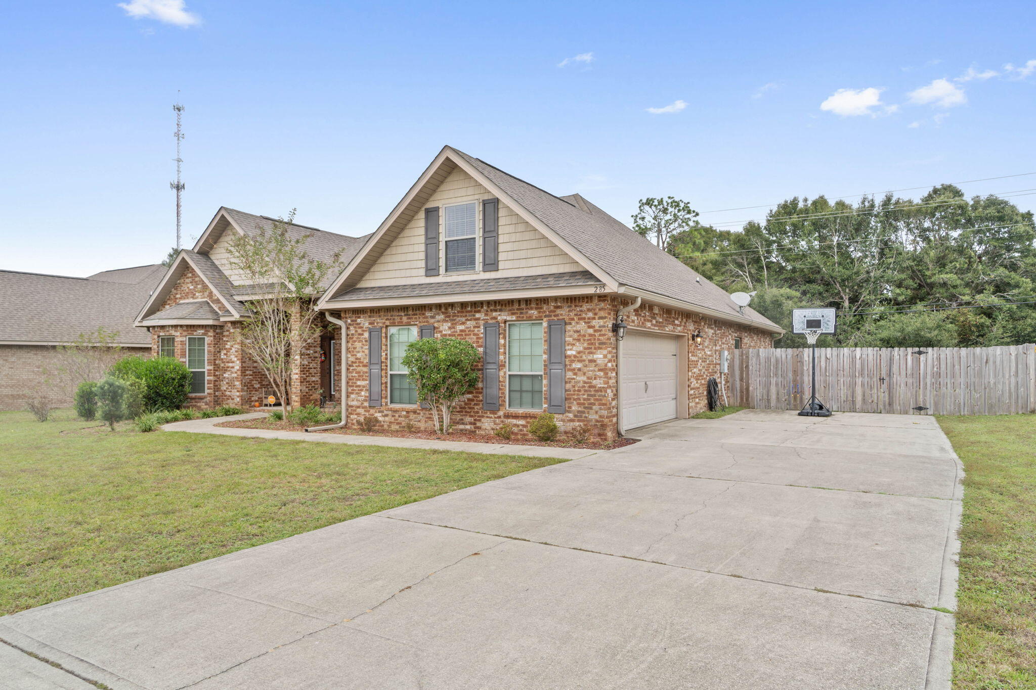 LIBERTY OAKS - Residential