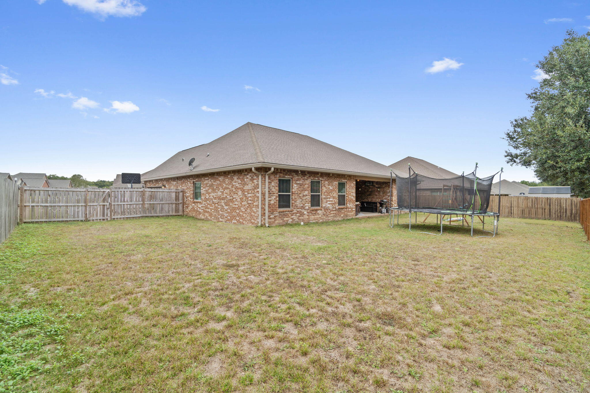LIBERTY OAKS - Residential