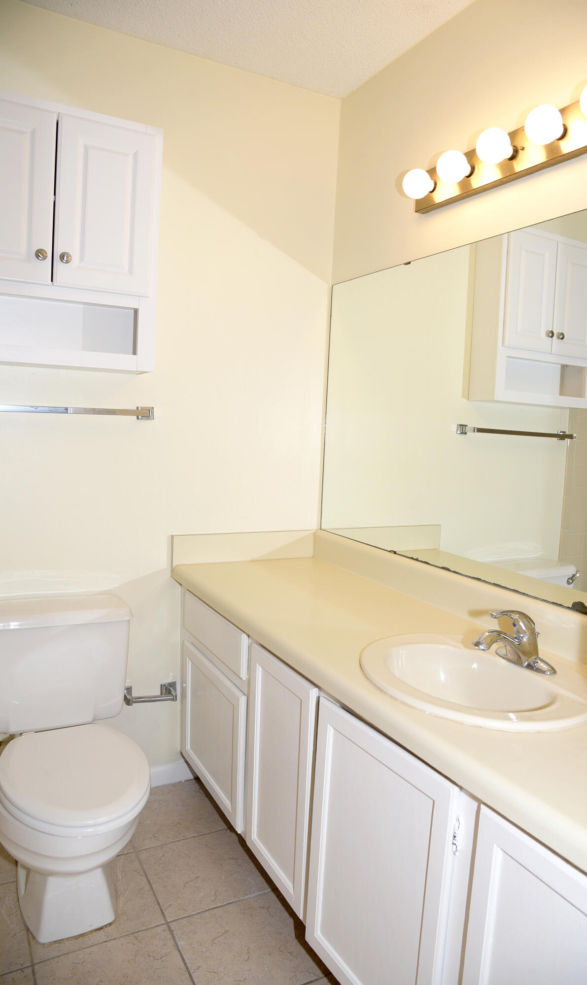 ROCKY BAYOU T/H - Residential