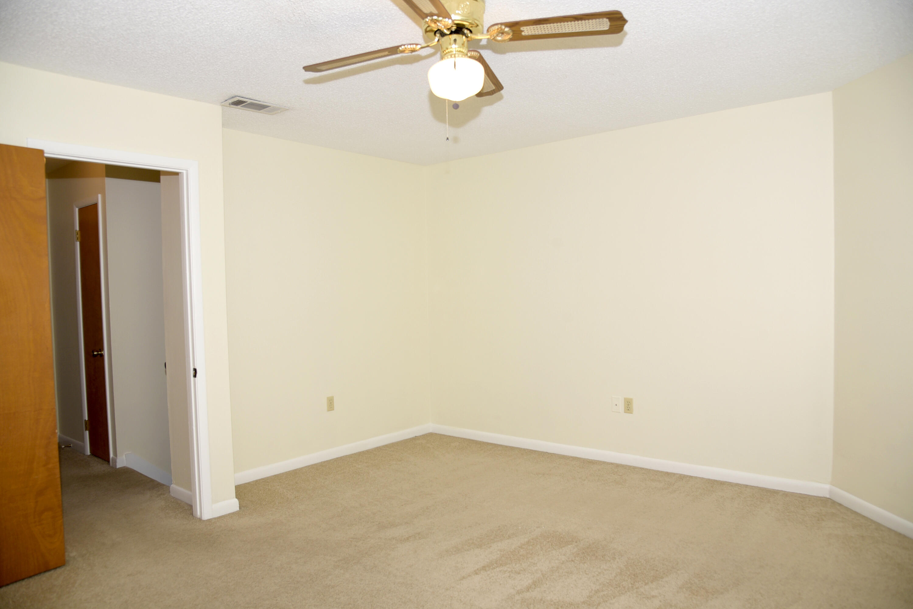 ROCKY BAYOU T/H - Residential