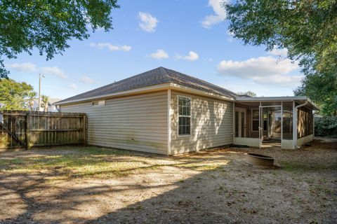 A home in Fort Walton Beach