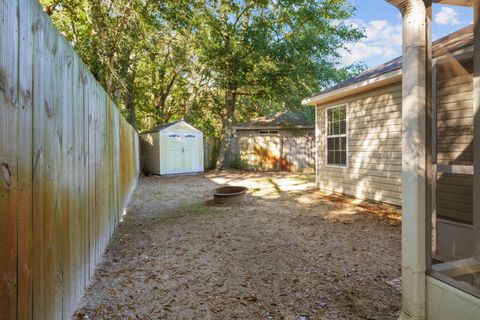 A home in Fort Walton Beach