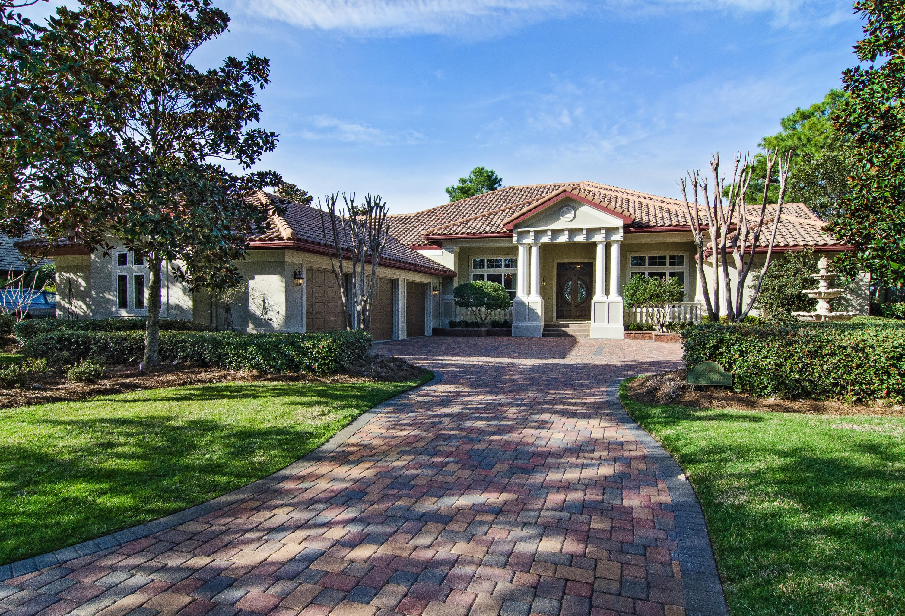 BURNT PINE - Residential