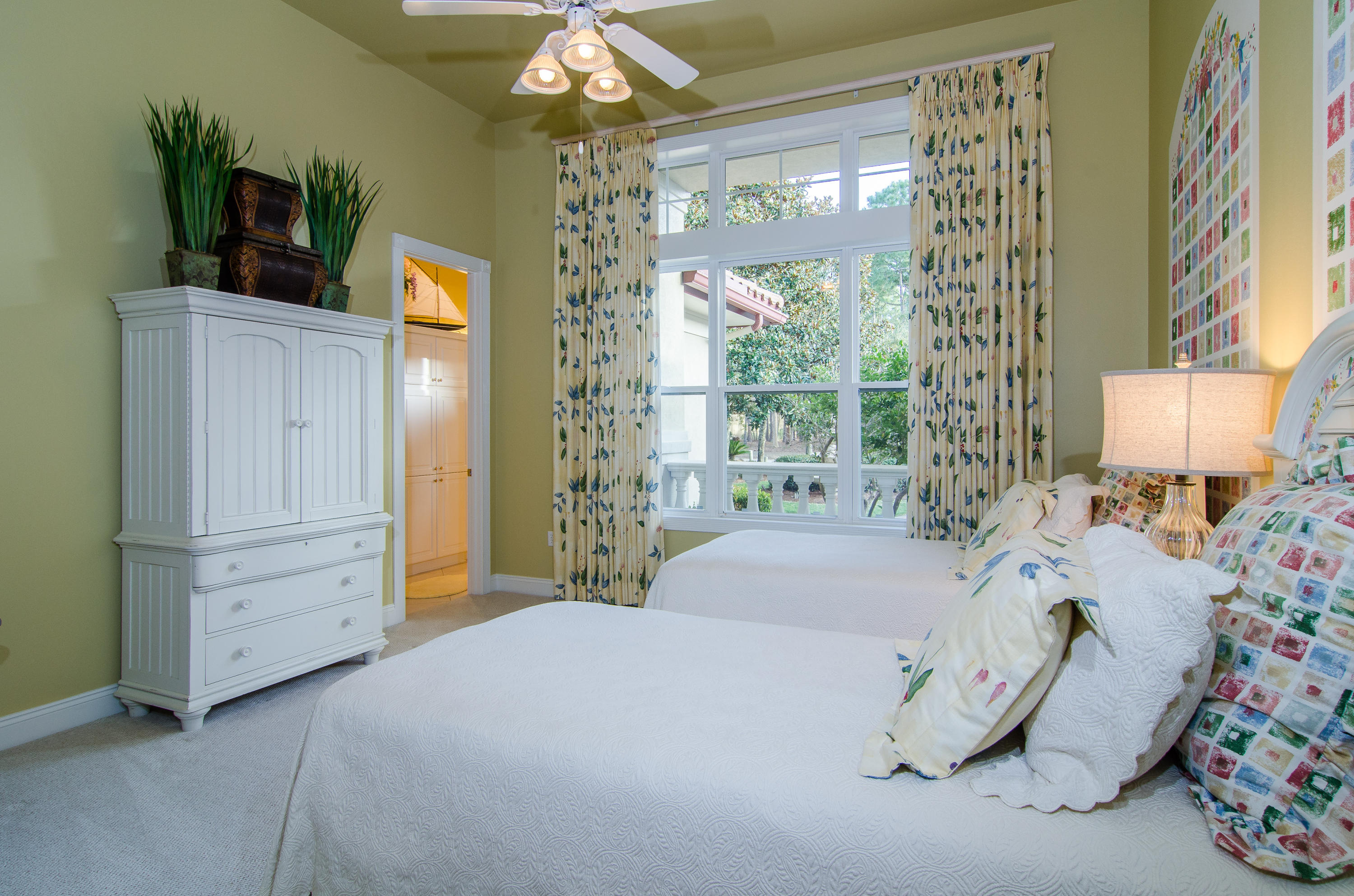 BURNT PINE - Residential