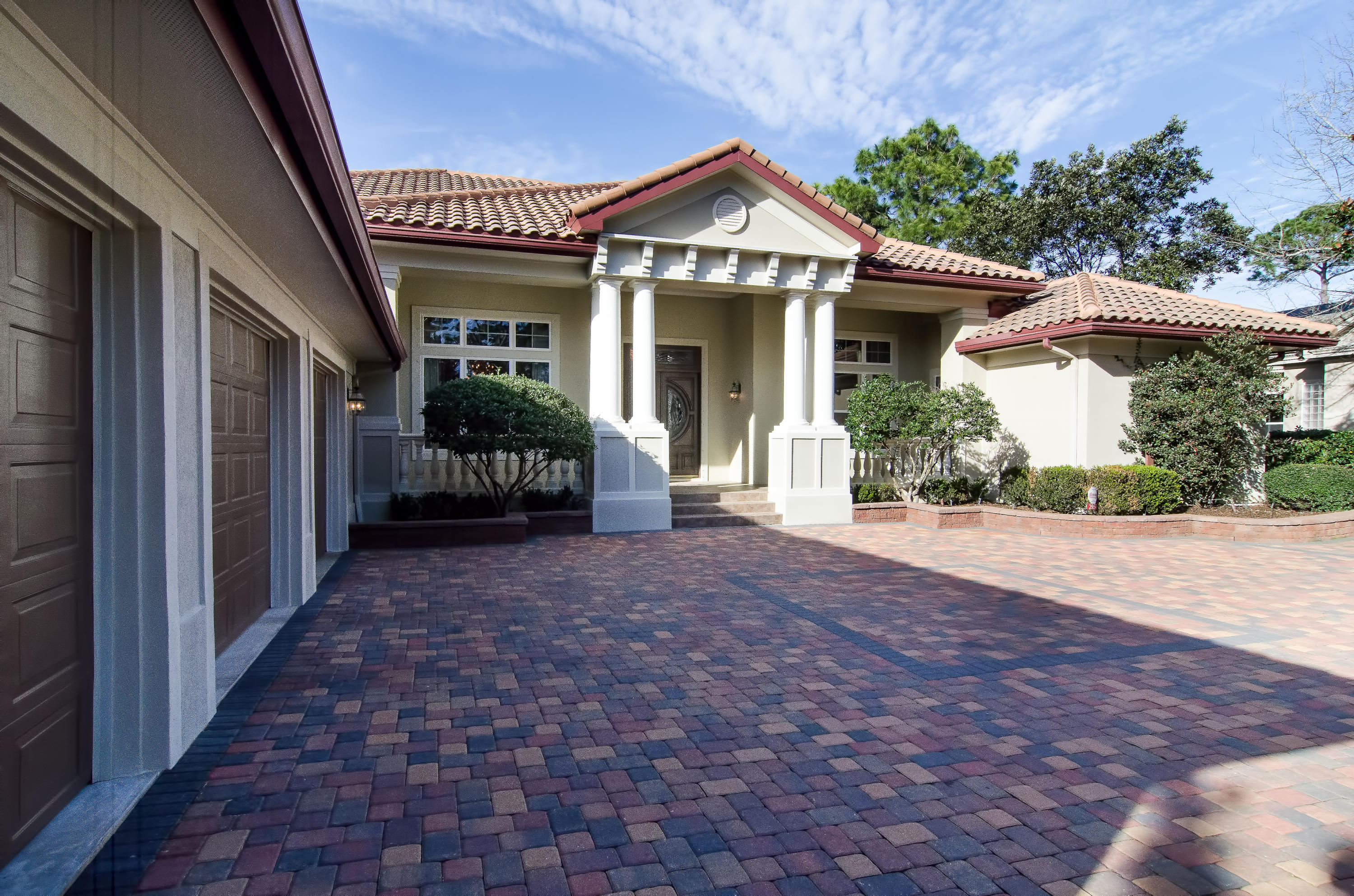 BURNT PINE - Residential