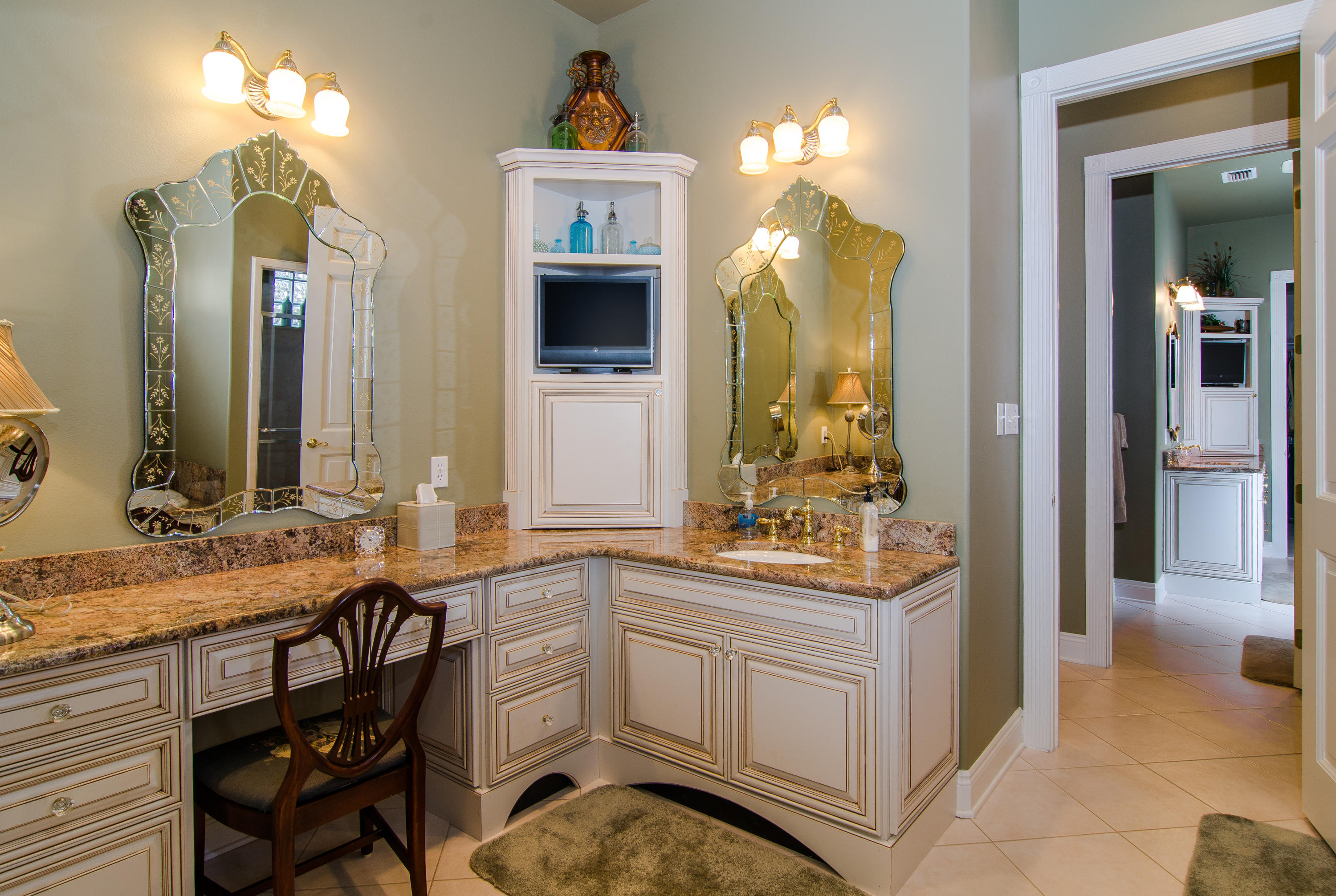 BURNT PINE - Residential