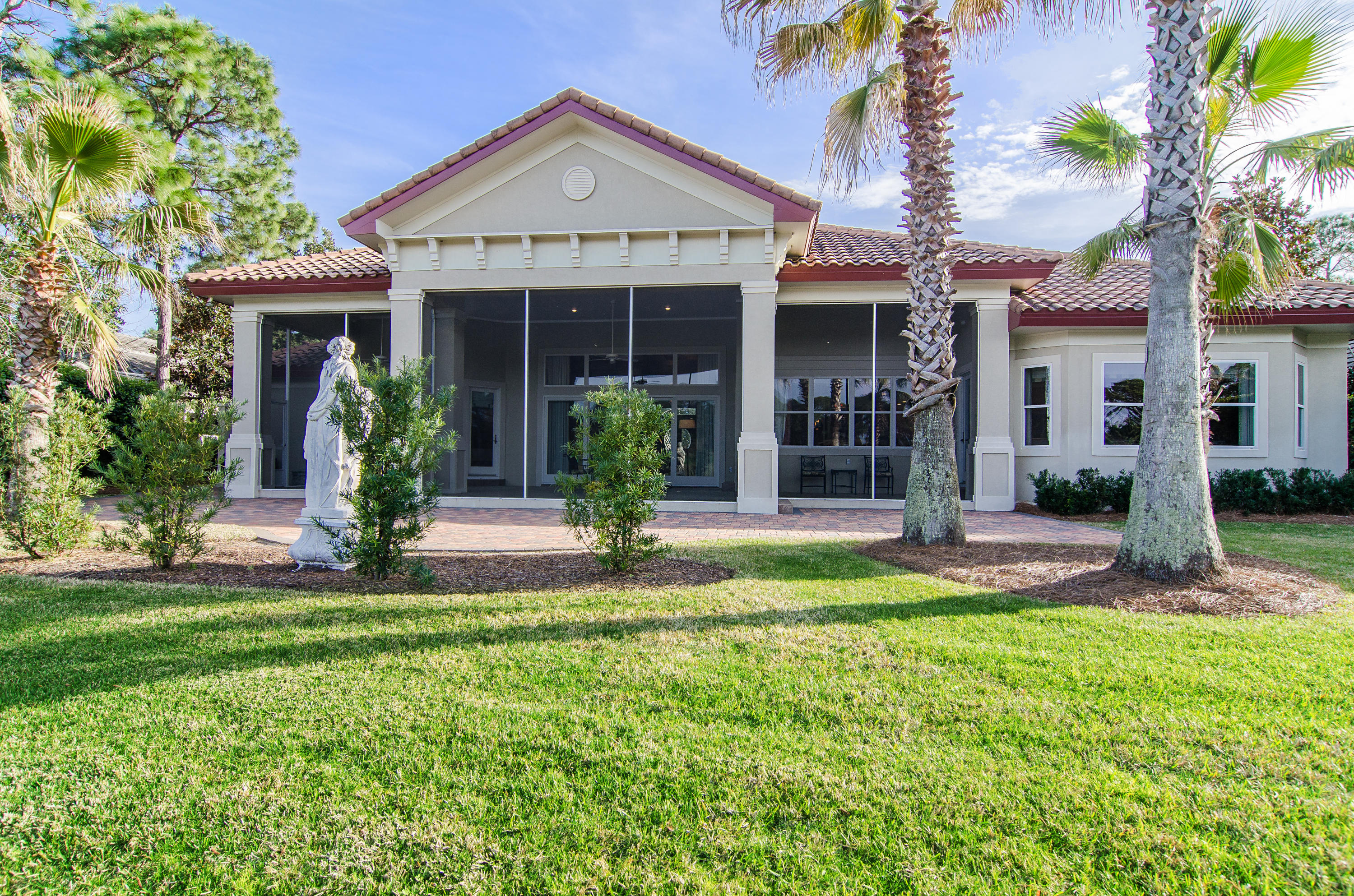 BURNT PINE - Residential