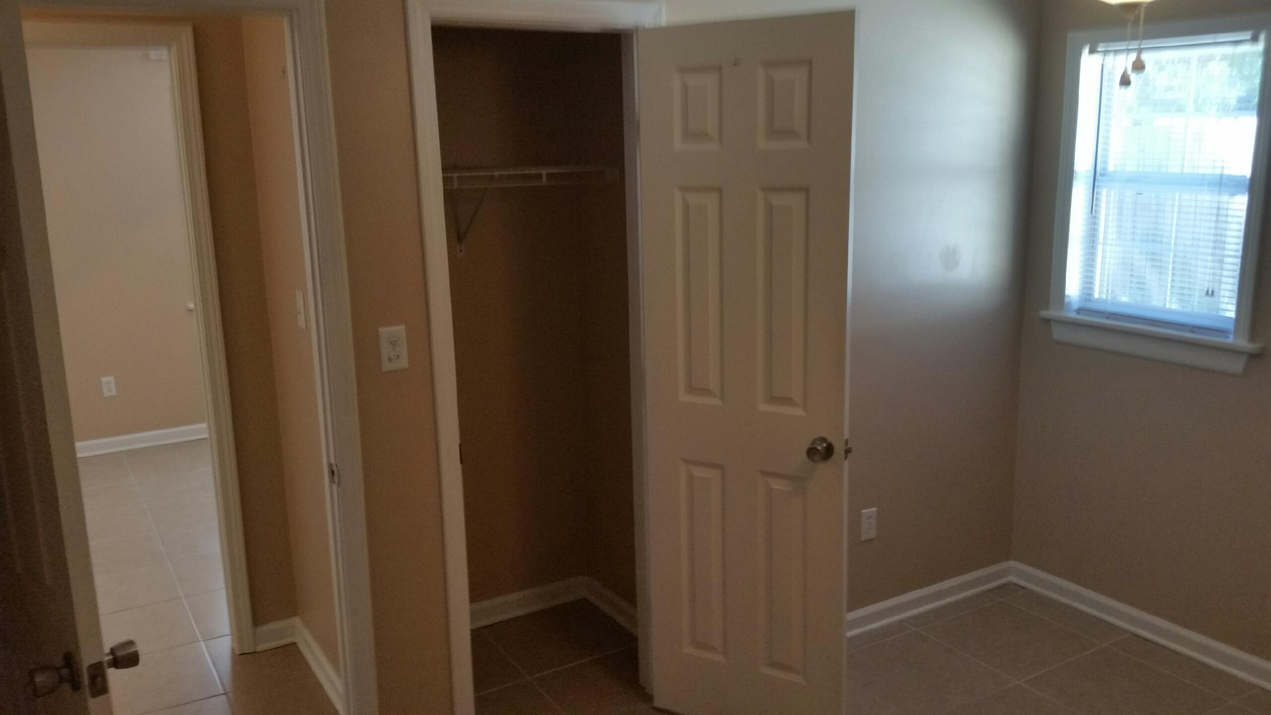 PINE VIEW - Residential Lease