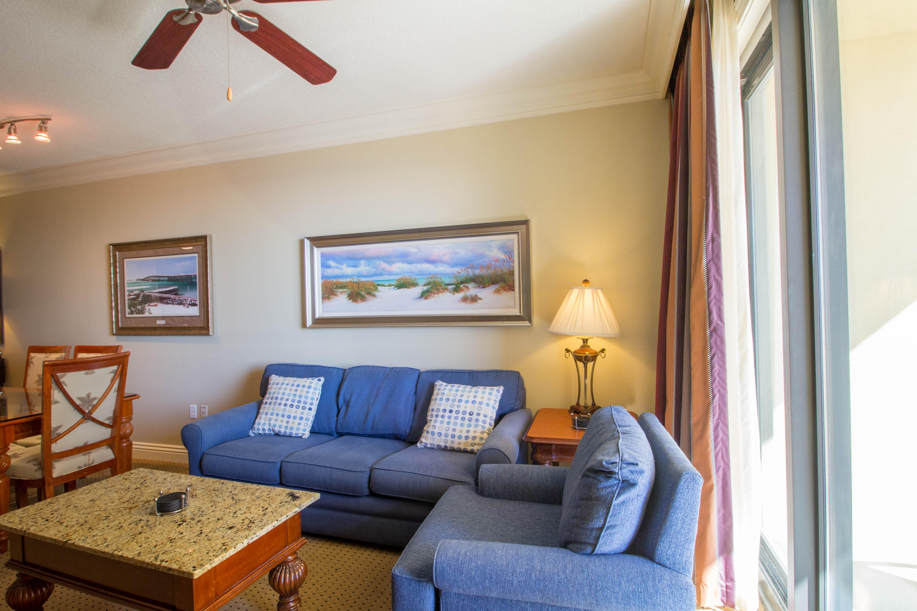 EMERALD GRANDE - Residential