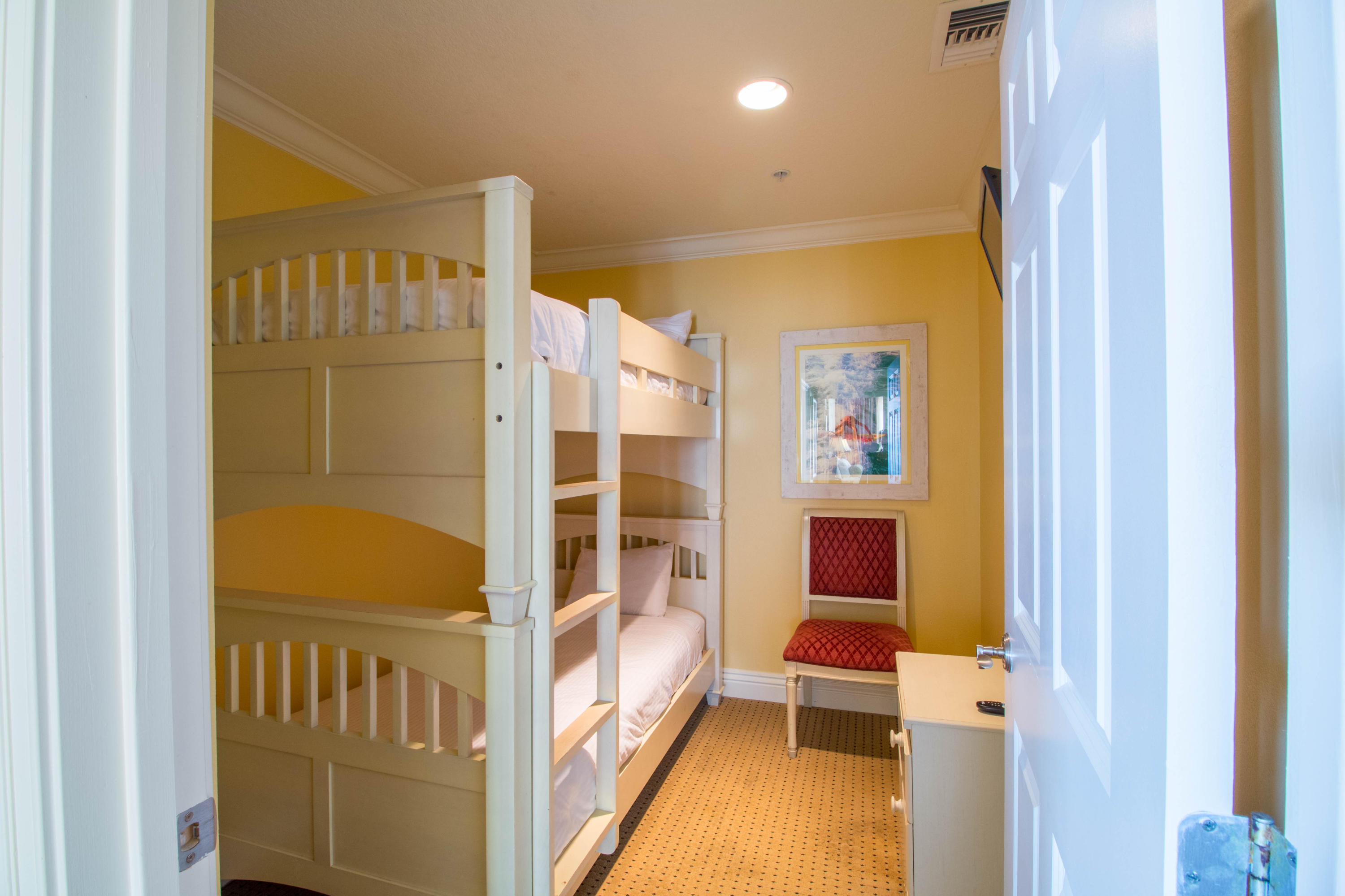 EMERALD GRANDE - Residential